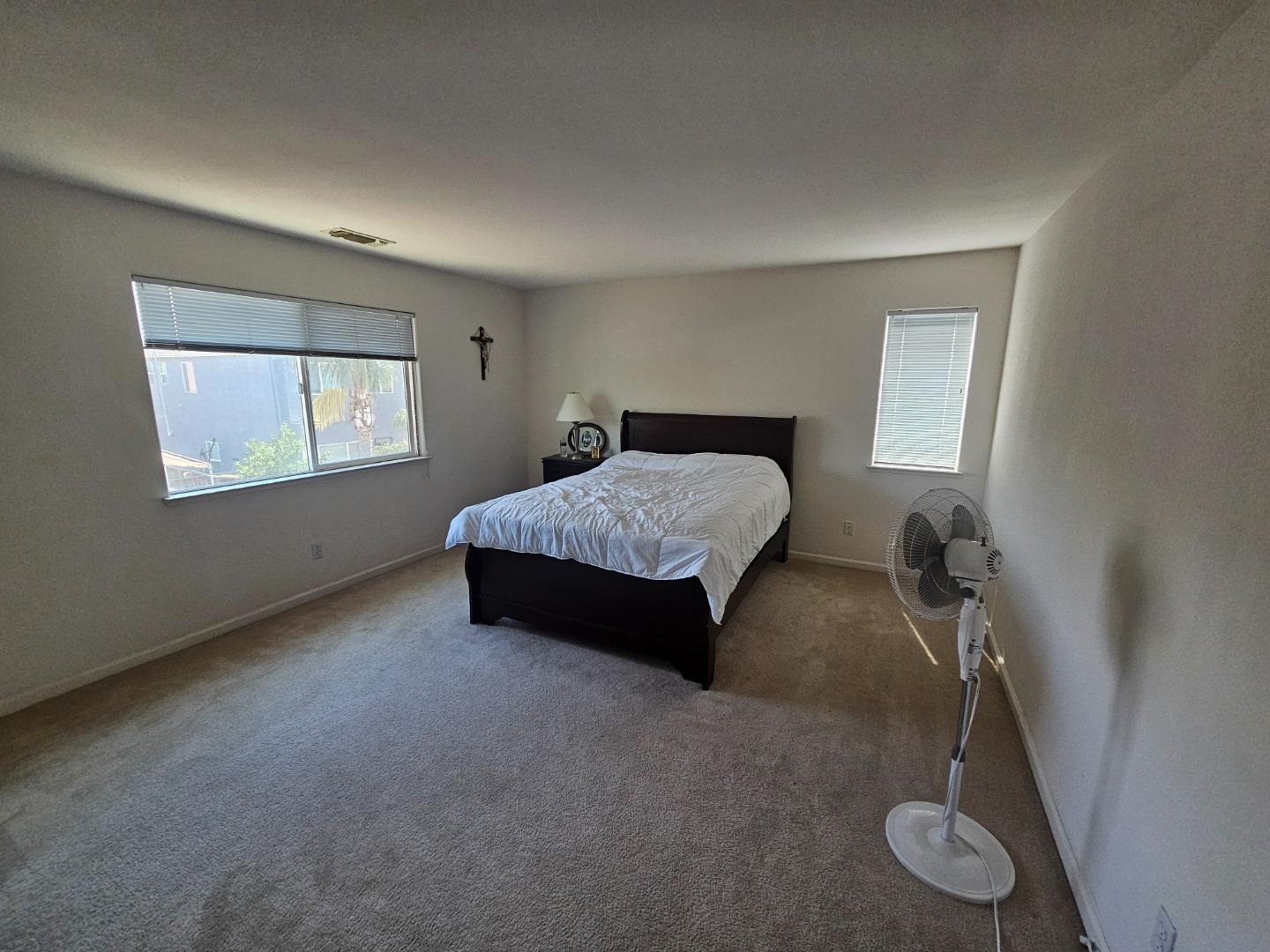 Detail Gallery Image 27 of 36 For 1700 St Charlotte Ln, Modesto,  CA 95358 - 4 Beds | 2/1 Baths