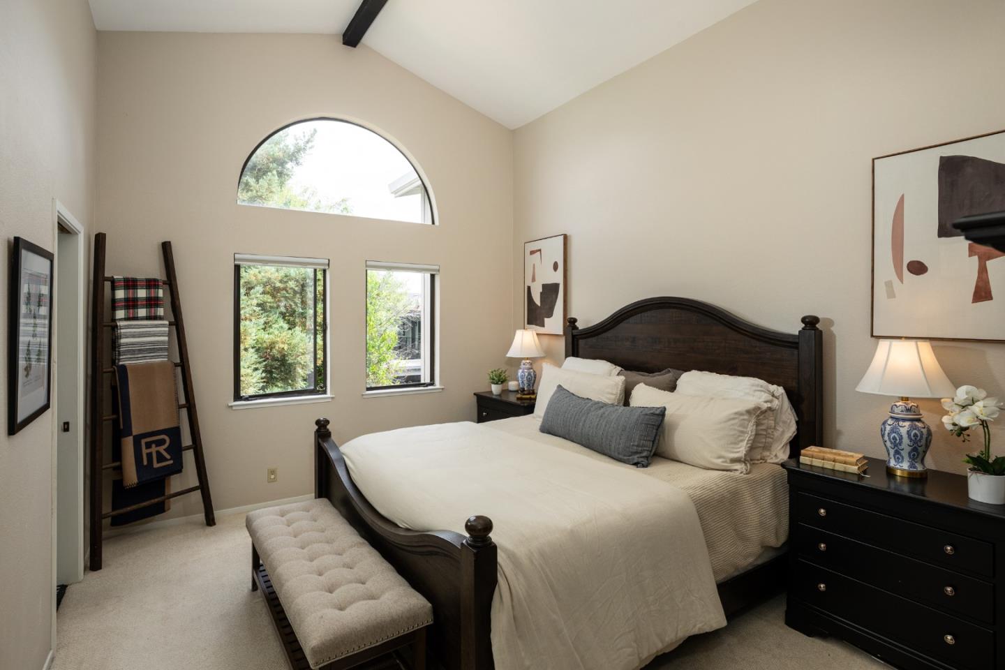 Detail Gallery Image 12 of 26 For 269 Bush St #C,  Mountain View,  CA 94041 - 3 Beds | 2/1 Baths