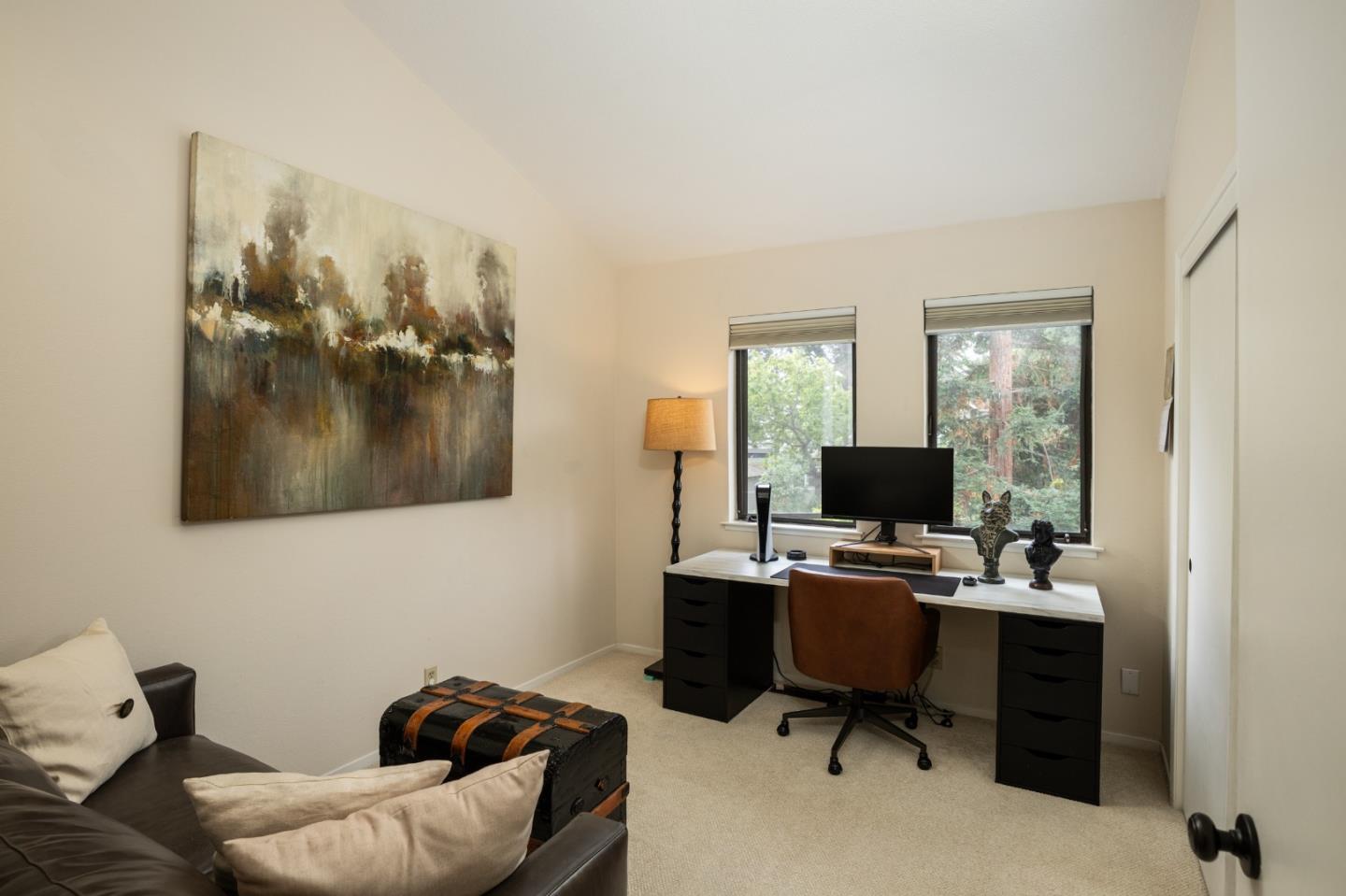 Detail Gallery Image 19 of 26 For 269 Bush St #C,  Mountain View,  CA 94041 - 3 Beds | 2/1 Baths