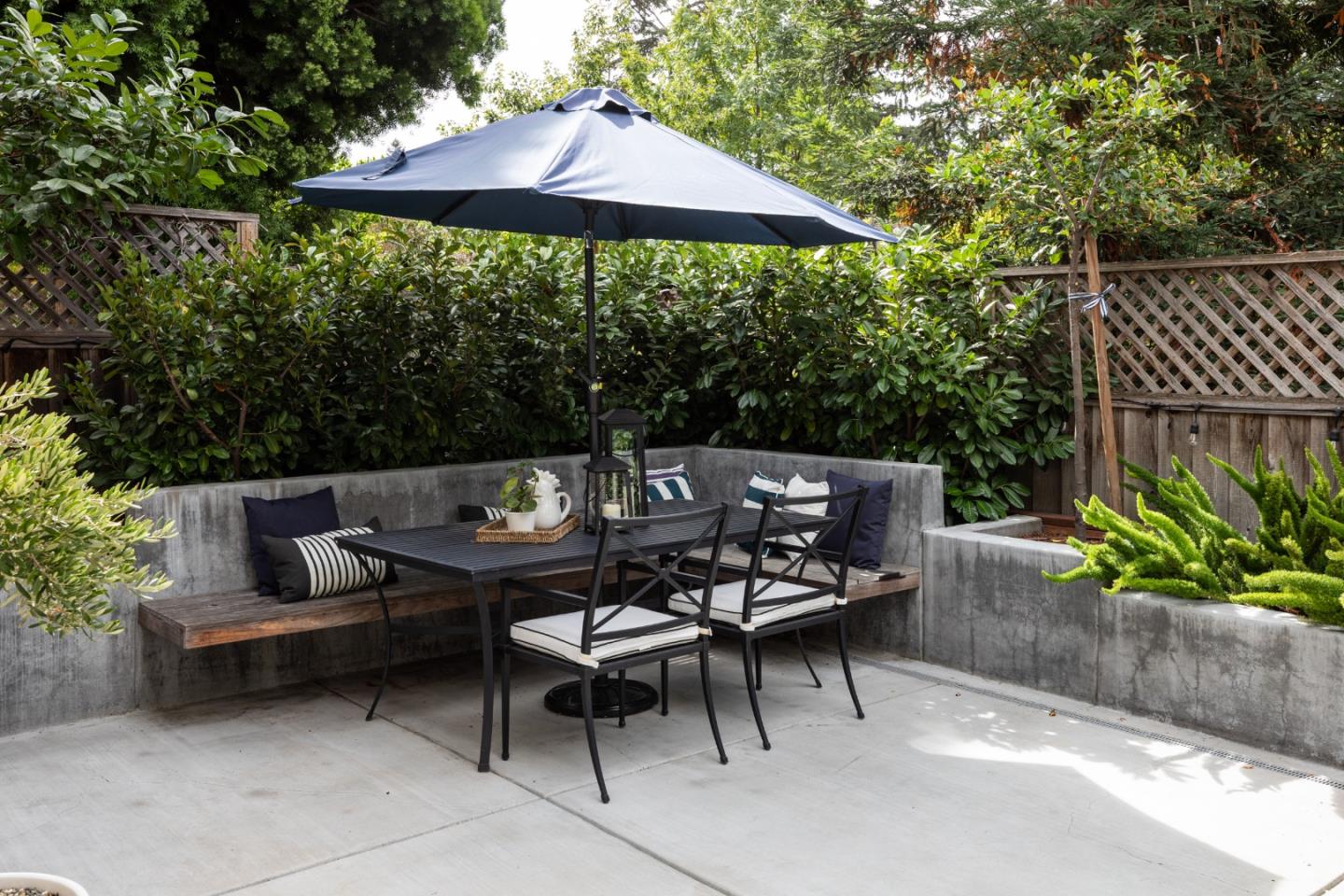 Detail Gallery Image 22 of 26 For 269 Bush St #C,  Mountain View,  CA 94041 - 3 Beds | 2/1 Baths
