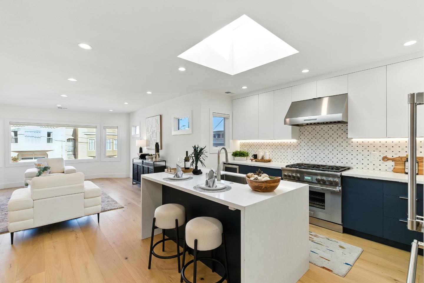 Detail Gallery Image 17 of 86 For 785 39th Ave, San Francisco,  CA 94121 - 4 Beds | 3 Baths
