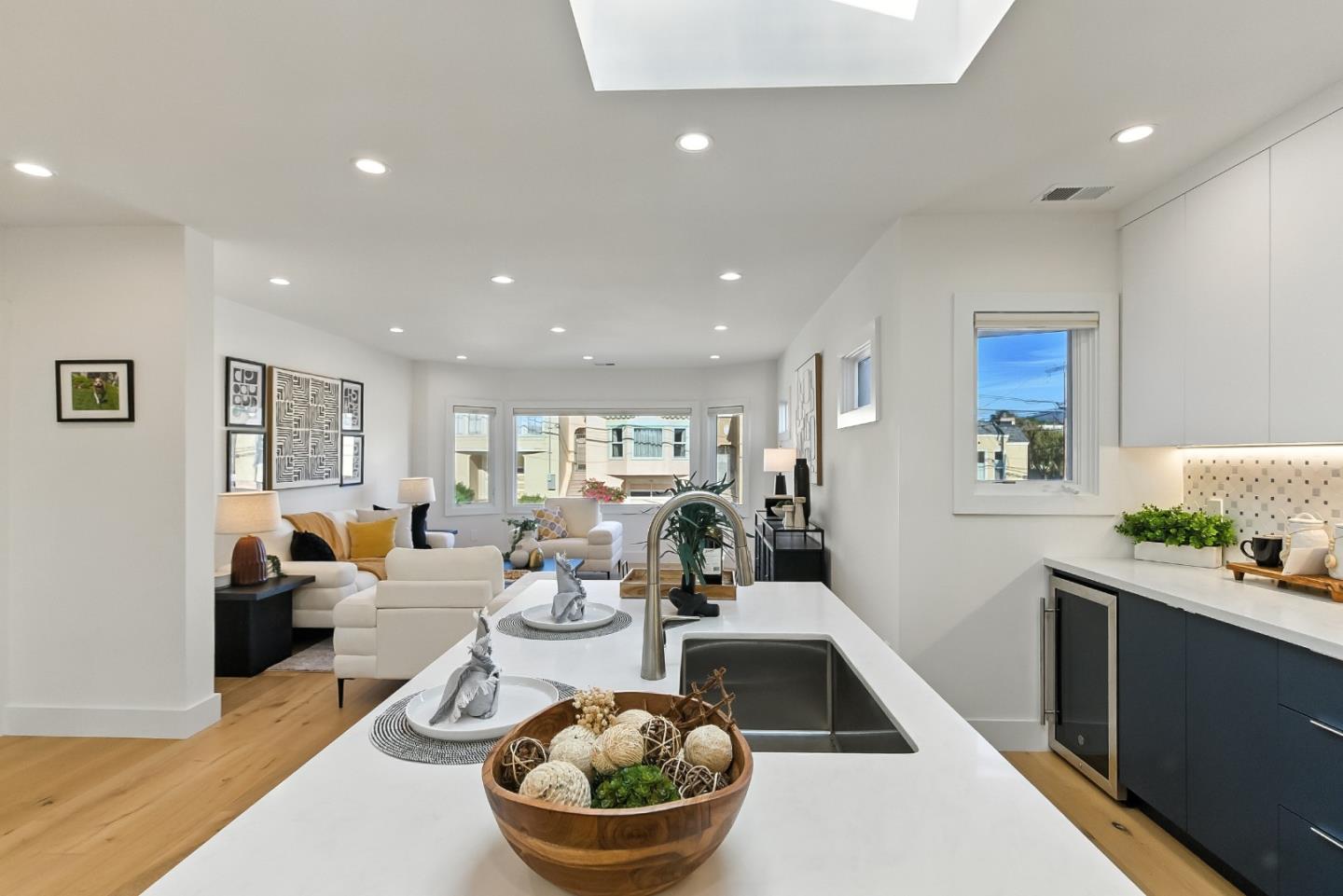 Detail Gallery Image 20 of 86 For 785 39th Ave, San Francisco,  CA 94121 - 4 Beds | 3 Baths