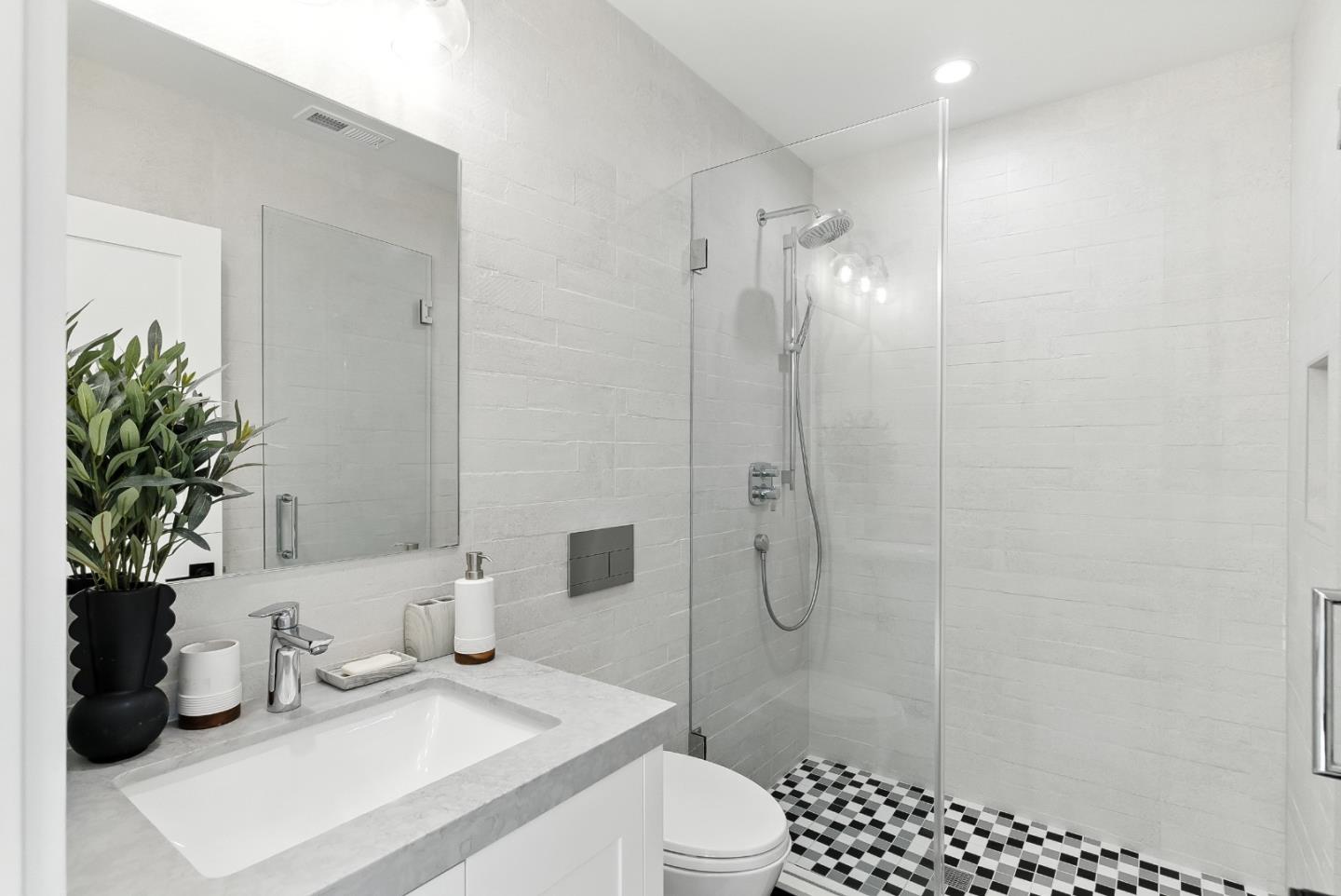 Detail Gallery Image 66 of 86 For 785 39th Ave, San Francisco,  CA 94121 - 4 Beds | 3 Baths