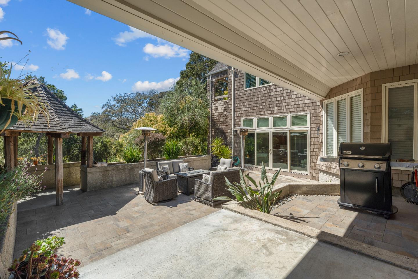 Detail Gallery Image 19 of 48 For 117 Moore Creek Rd, Santa Cruz,  CA 95060 - 4 Beds | 2/1 Baths