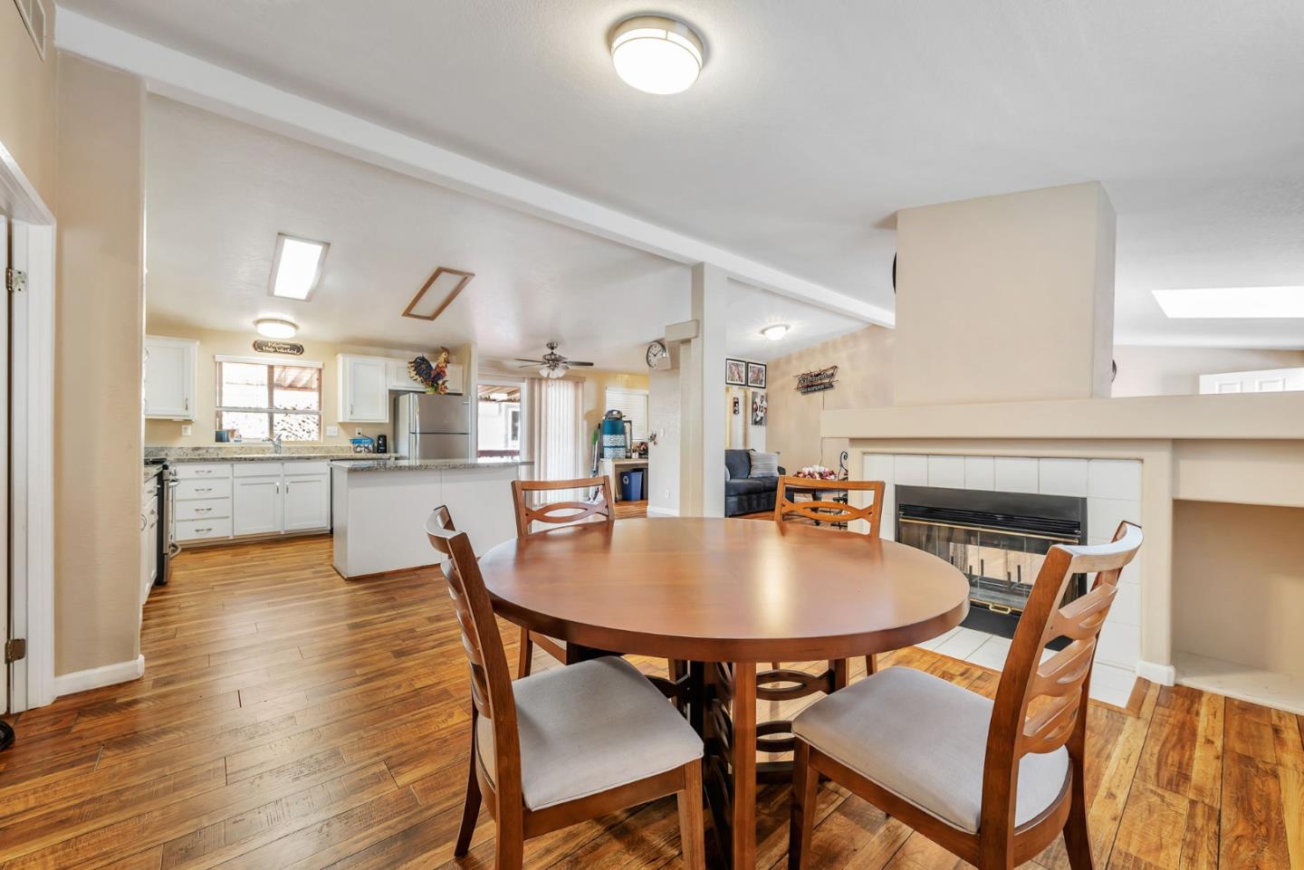 Detail Gallery Image 21 of 41 For 195 Blossom Hill Rd #118,  San Jose,  CA 95123 - 3 Beds | 2 Baths