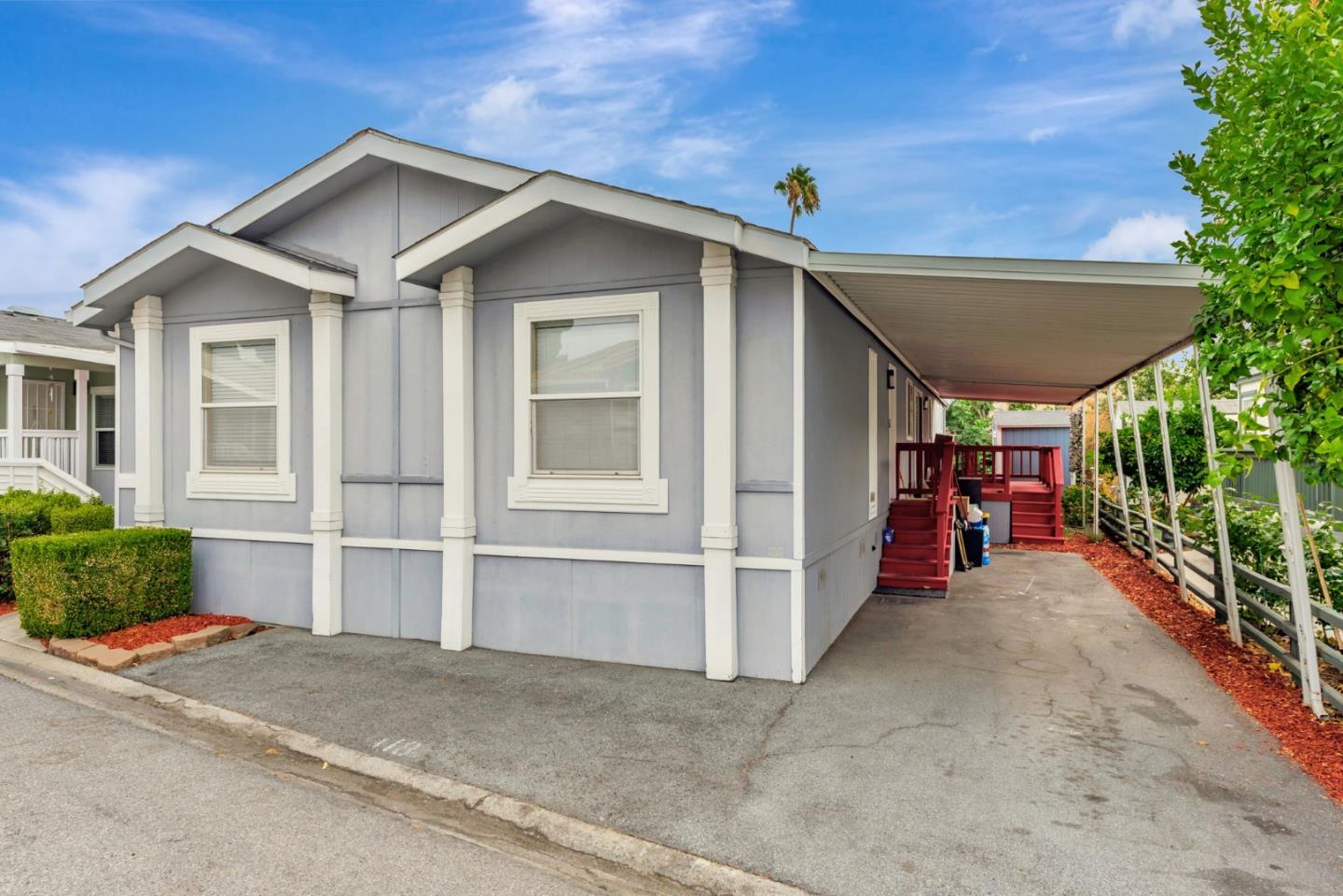 Detail Gallery Image 3 of 41 For 195 Blossom Hill Rd #118,  San Jose,  CA 95123 - 3 Beds | 2 Baths