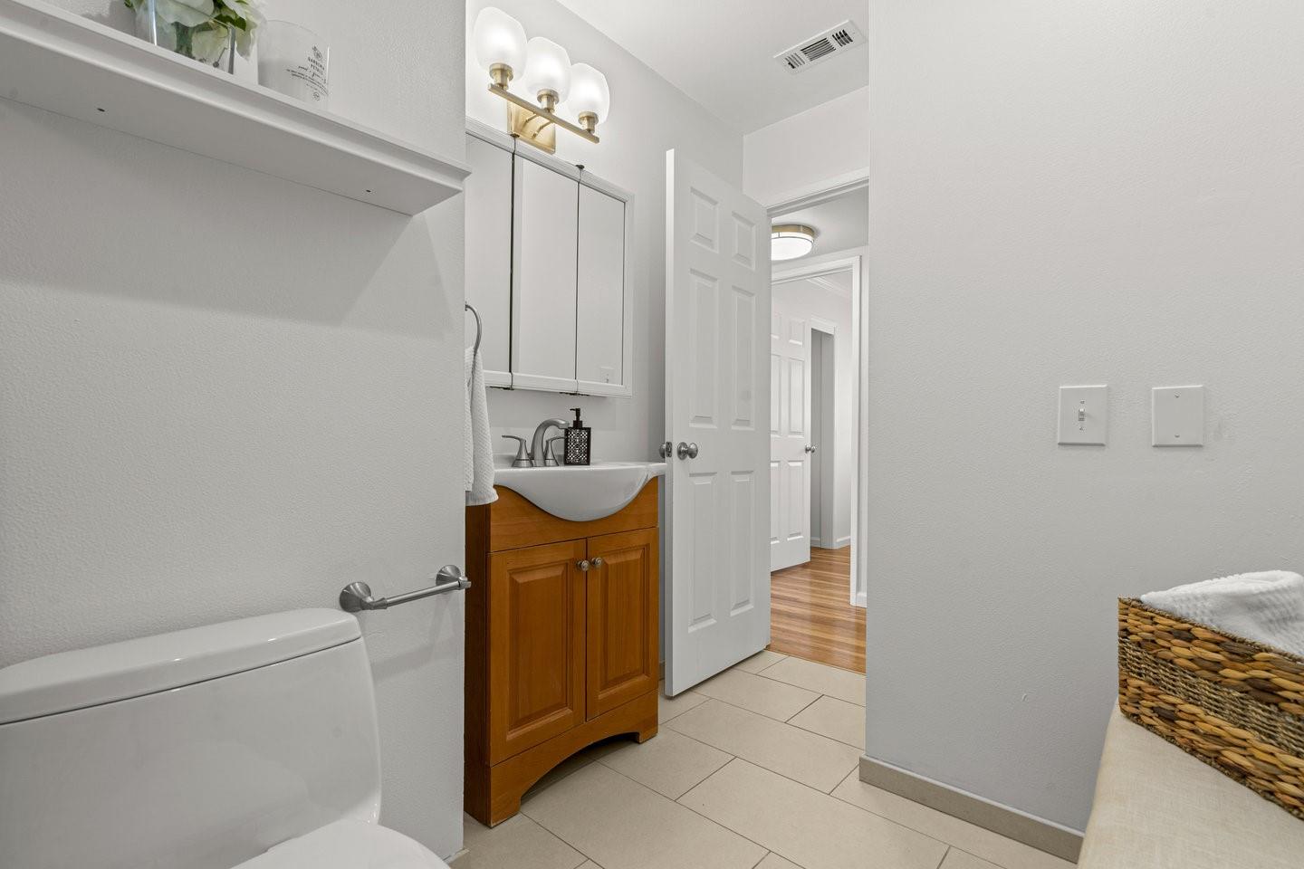 Detail Gallery Image 23 of 49 For 1115 Fairlands Ct, Campbell,  CA 95008 - 4 Beds | 2 Baths