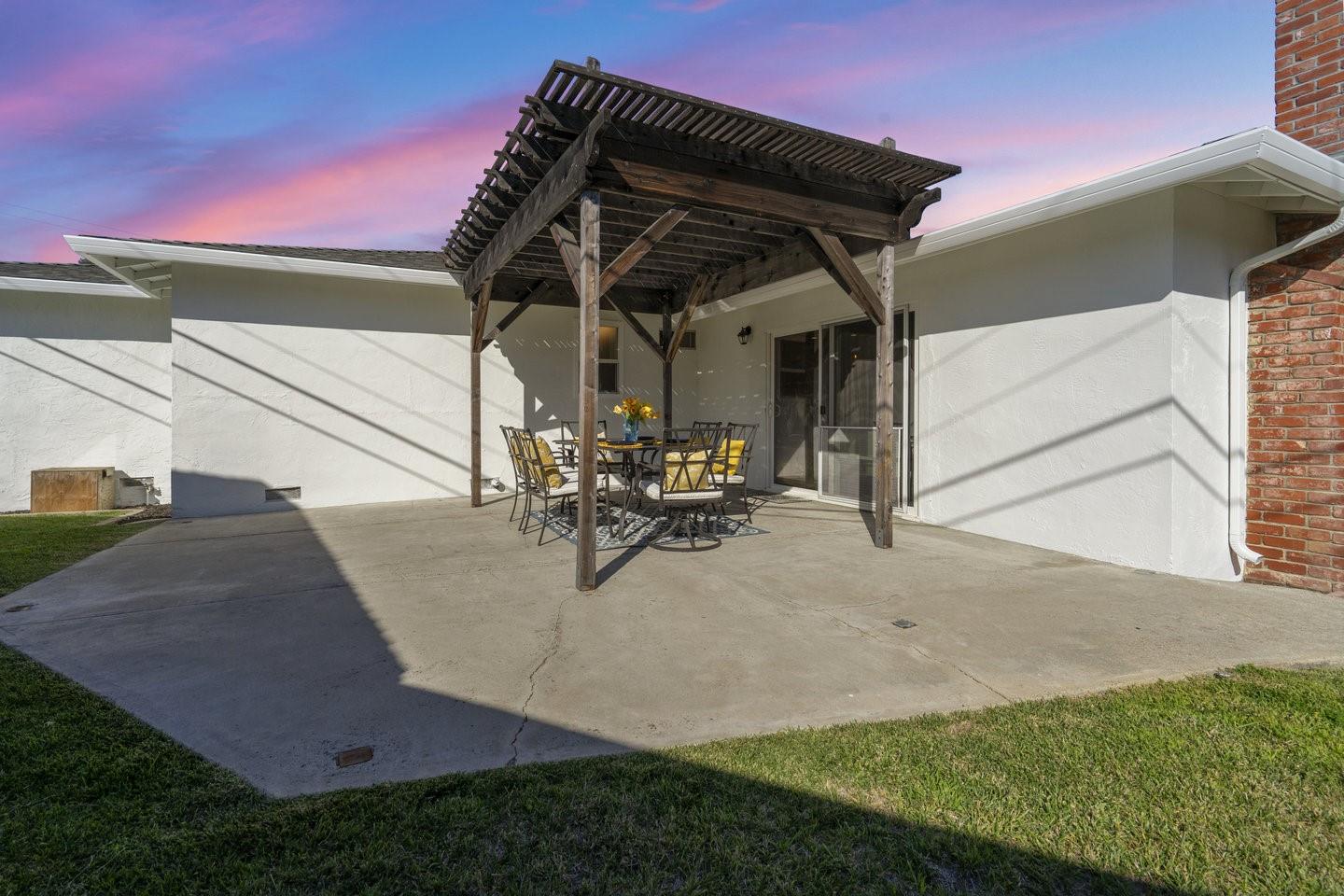 Detail Gallery Image 45 of 49 For 1115 Fairlands Ct, Campbell,  CA 95008 - 4 Beds | 2 Baths