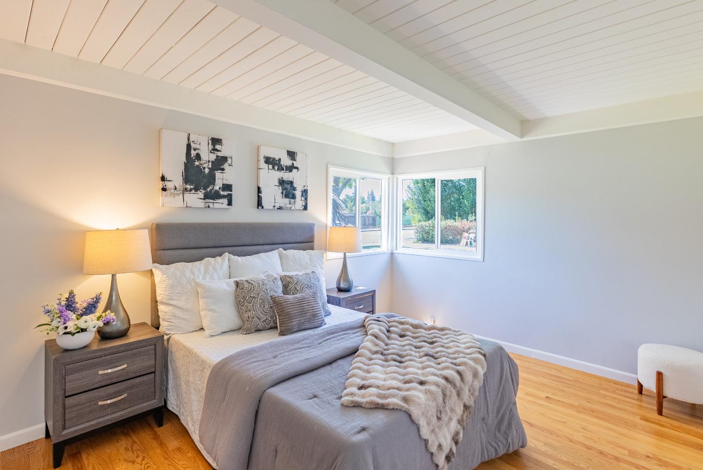 Detail Gallery Image 17 of 32 For 155 W Duane Ave, Sunnyvale,  CA 94085 - 3 Beds | 2 Baths