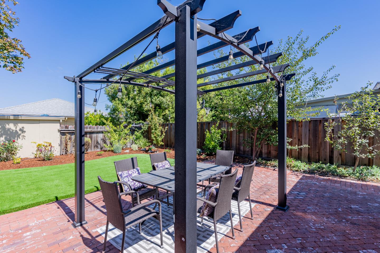 Detail Gallery Image 22 of 32 For 155 W Duane Ave, Sunnyvale,  CA 94085 - 3 Beds | 2 Baths