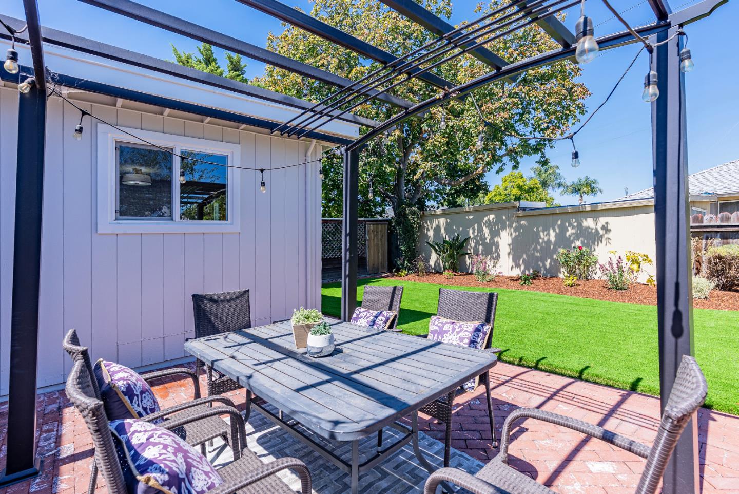 Detail Gallery Image 24 of 32 For 155 W Duane Ave, Sunnyvale,  CA 94085 - 3 Beds | 2 Baths