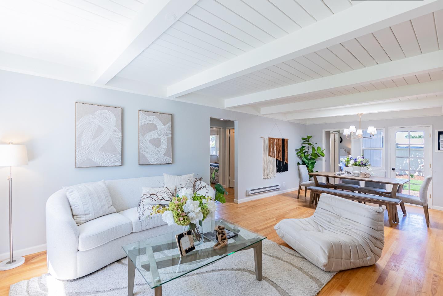 Detail Gallery Image 3 of 32 For 155 W Duane Ave, Sunnyvale,  CA 94085 - 3 Beds | 2 Baths