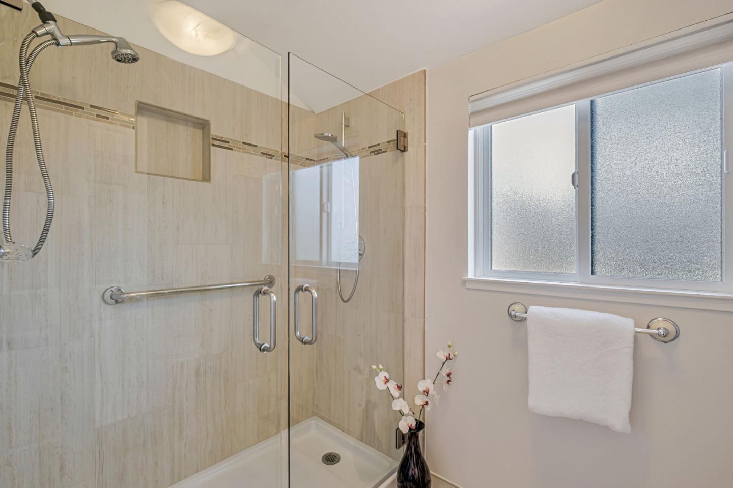 Detail Gallery Image 23 of 29 For 63 S Branciforte, Santa Cruz,  CA 95062 - 2 Beds | 2/1 Baths