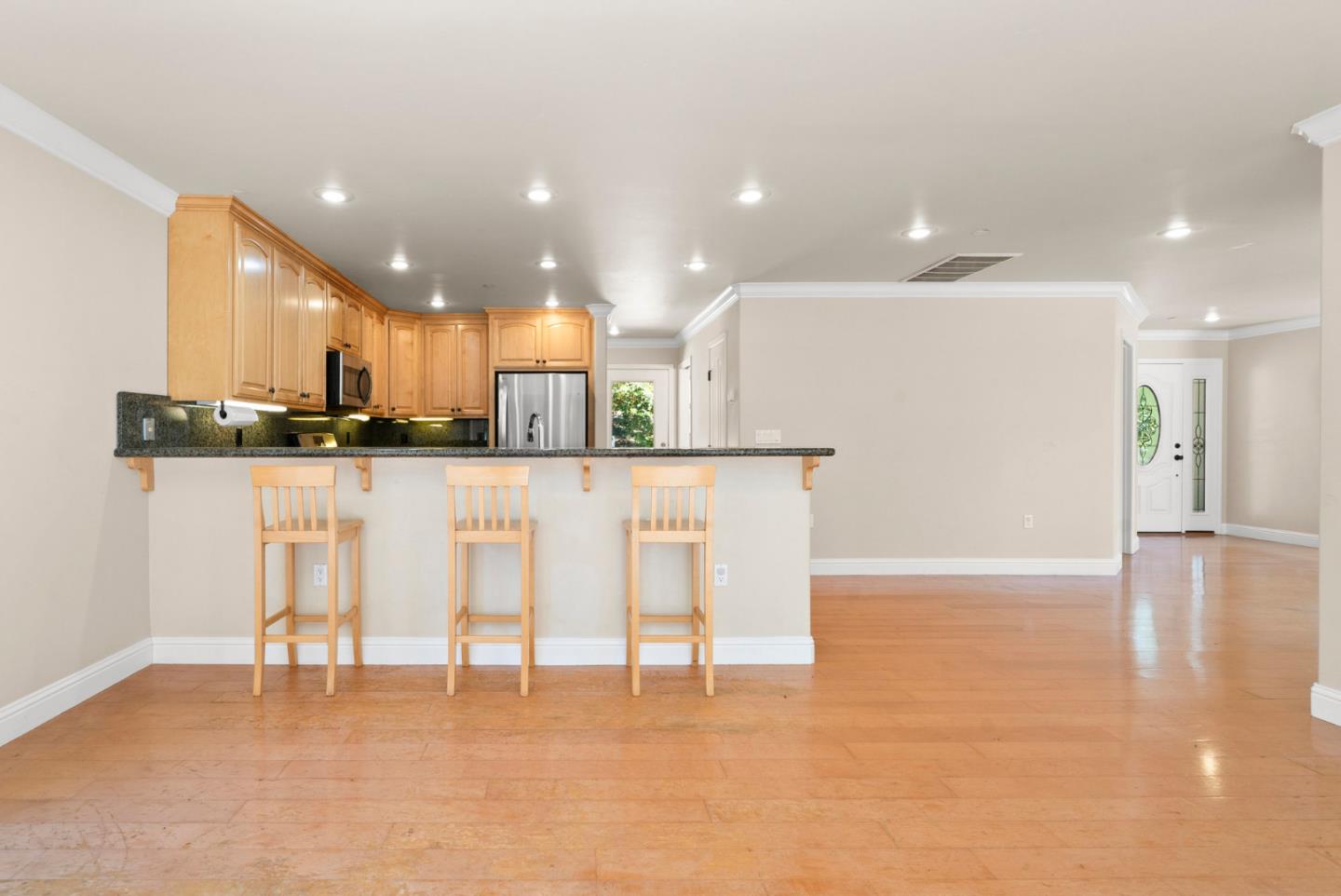 Detail Gallery Image 11 of 68 For 462 Quail Dr, Santa Cruz,  CA 95060 - 3 Beds | 2/1 Baths
