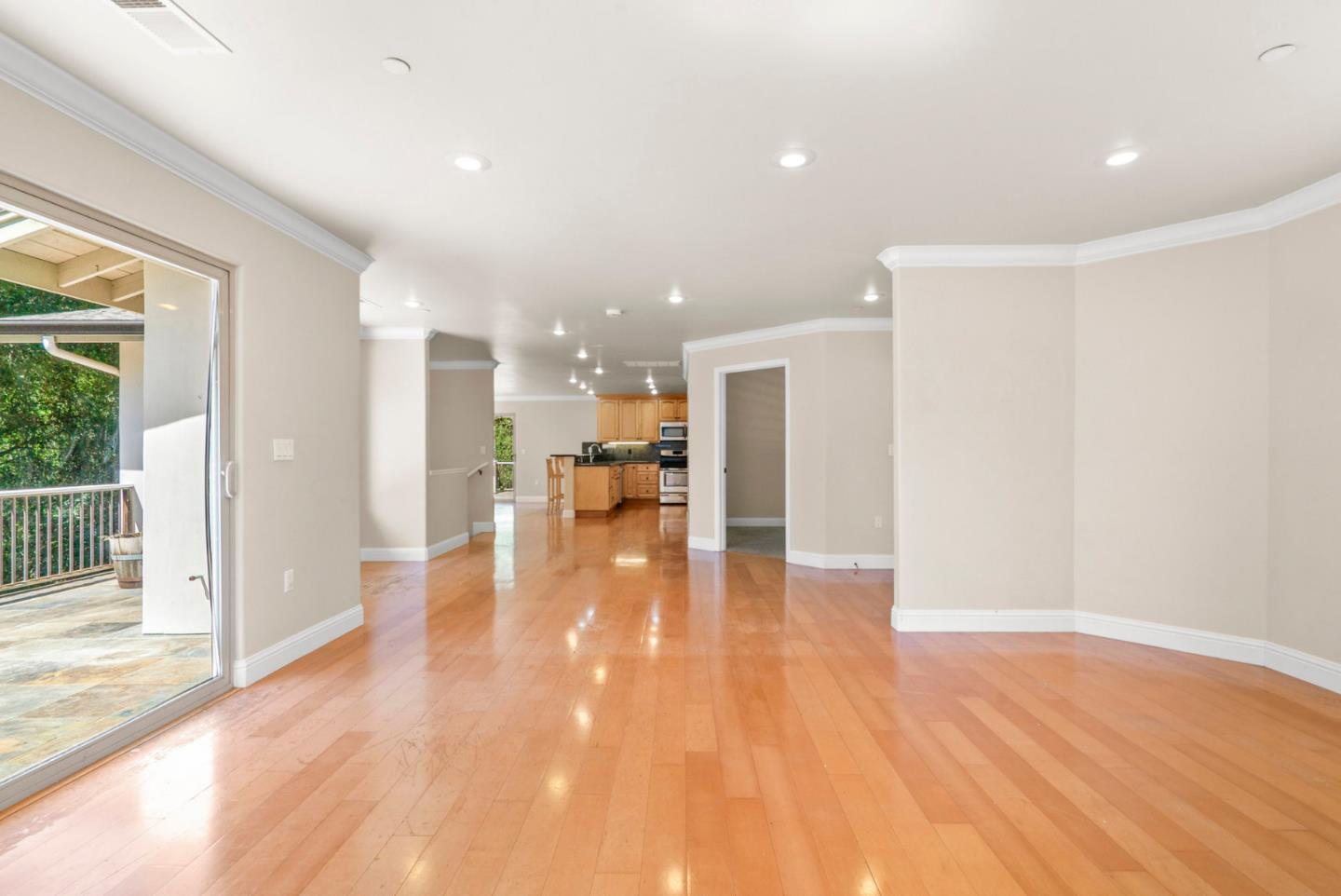 Detail Gallery Image 21 of 68 For 462 Quail Dr, Santa Cruz,  CA 95060 - 3 Beds | 2/1 Baths