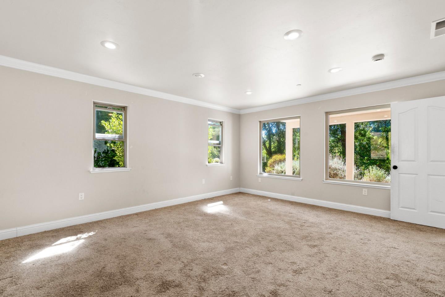 Detail Gallery Image 47 of 68 For 462 Quail Dr, Santa Cruz,  CA 95060 - 3 Beds | 2/1 Baths