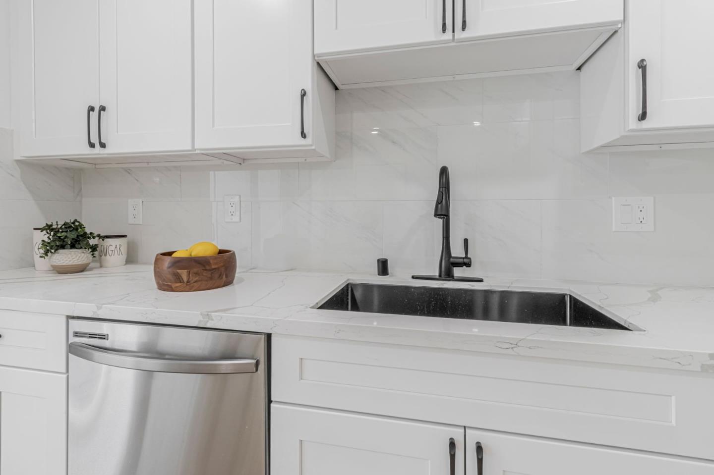 Detail Gallery Image 13 of 35 For 1263 Flickinger Ave, San Jose,  CA 95131 - 4 Beds | 2 Baths