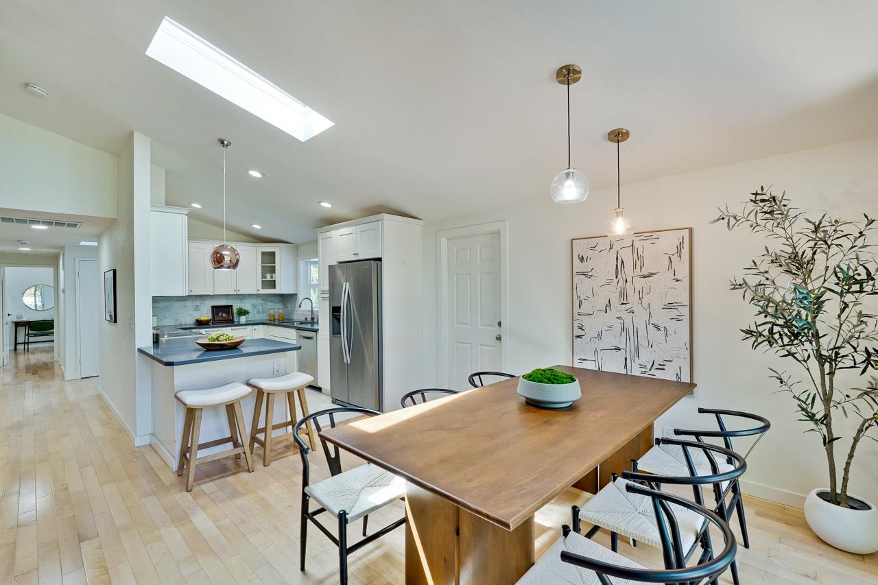 Detail Gallery Image 19 of 48 For 3887 Shasta Dr, Santa Clara,  CA 95051 - 3 Beds | 2 Baths