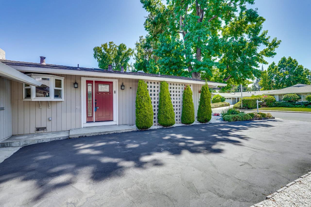 Detail Gallery Image 2 of 48 For 3887 Shasta Dr, Santa Clara,  CA 95051 - 3 Beds | 2 Baths