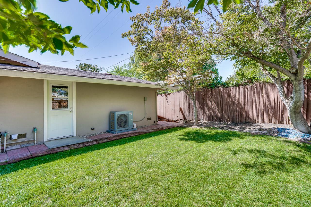 Detail Gallery Image 47 of 48 For 3887 Shasta Dr, Santa Clara,  CA 95051 - 3 Beds | 2 Baths