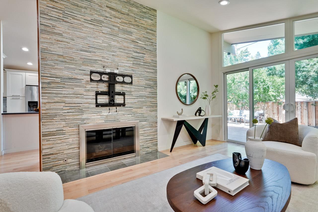 Detail Gallery Image 7 of 48 For 3887 Shasta Dr, Santa Clara,  CA 95051 - 3 Beds | 2 Baths