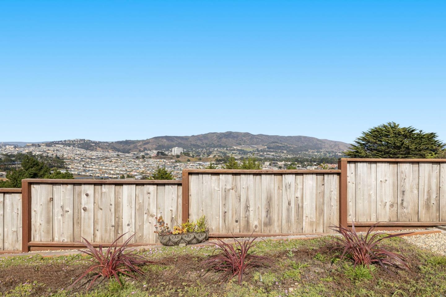 Detail Gallery Image 41 of 57 For 751 Skyline Dr, Daly City,  CA 94015 - 3 Beds | 2 Baths