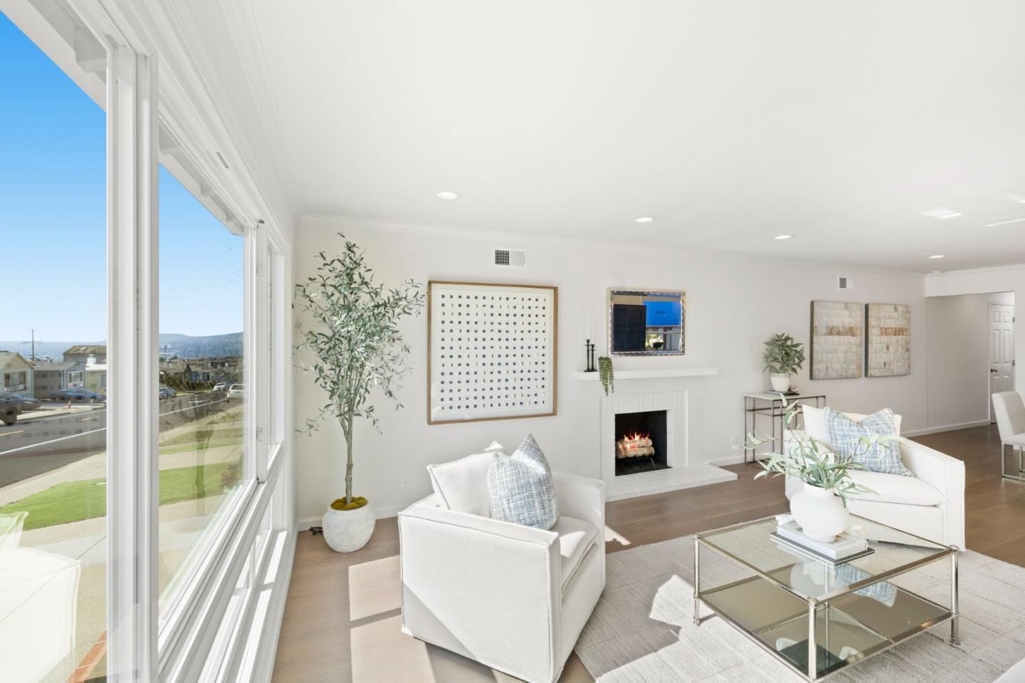 Detail Gallery Image 8 of 57 For 751 Skyline Dr, Daly City,  CA 94015 - 3 Beds | 2 Baths