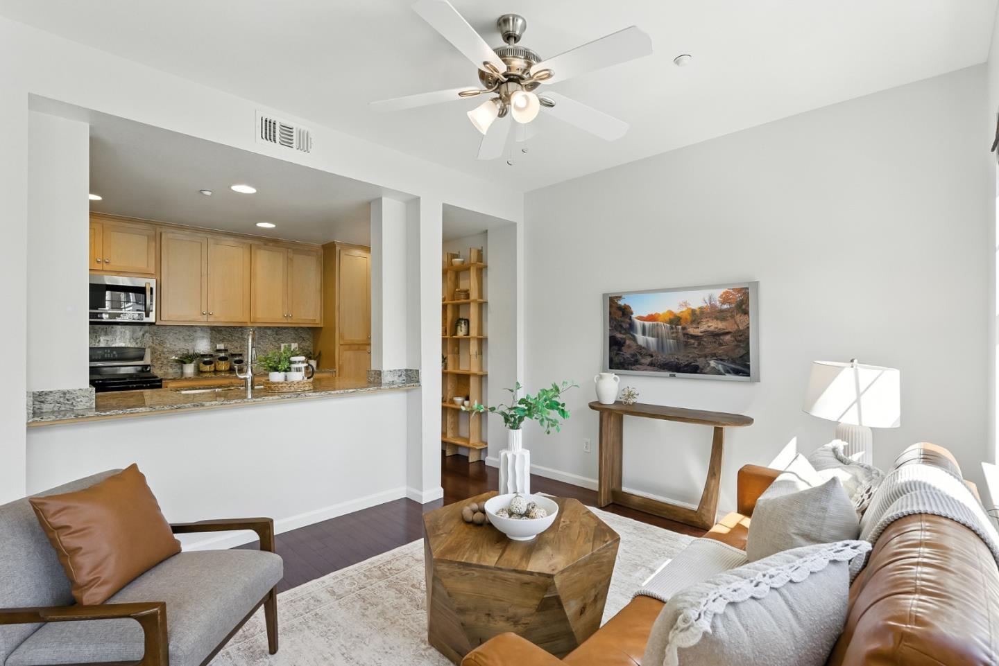 Detail Gallery Image 10 of 59 For 1037 Scotia Ter #203,  Sunnyvale,  CA 94089 - 2 Beds | 2 Baths
