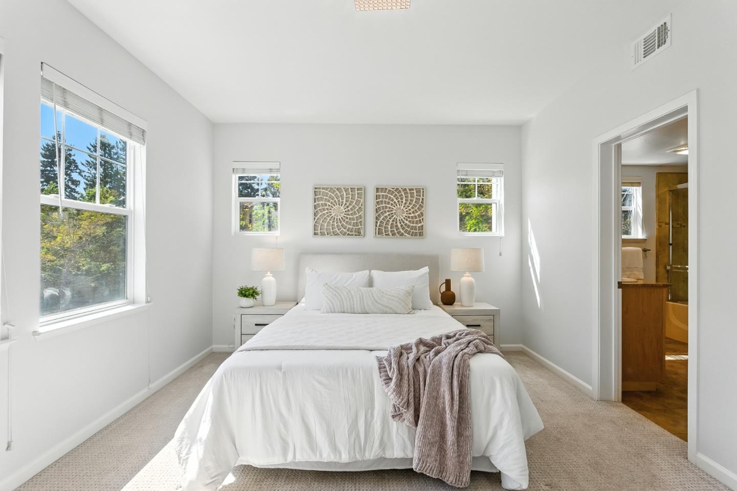 Detail Gallery Image 15 of 59 For 1037 Scotia Ter #203,  Sunnyvale,  CA 94089 - 2 Beds | 2 Baths