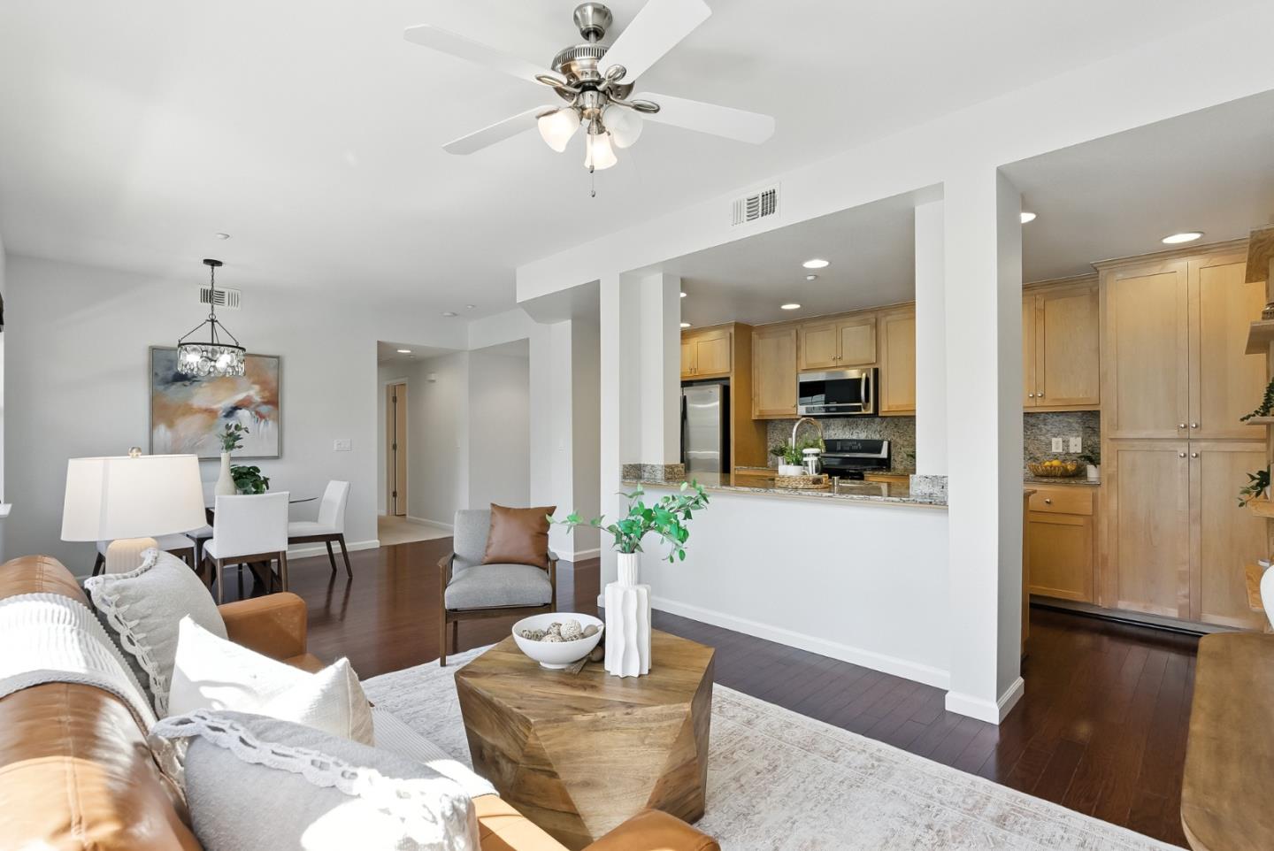 Detail Gallery Image 7 of 59 For 1037 Scotia Ter #203,  Sunnyvale,  CA 94089 - 2 Beds | 2 Baths