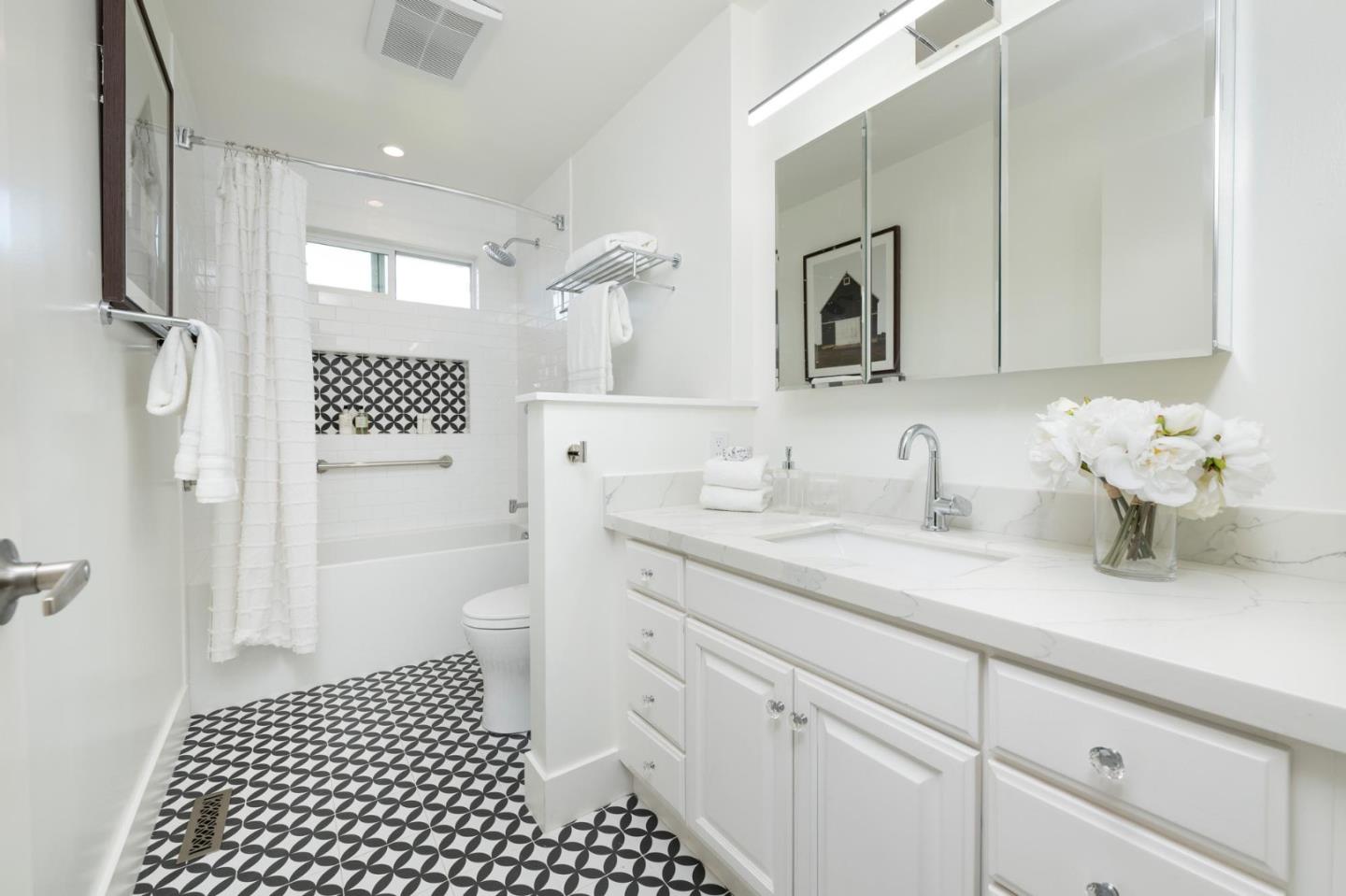 Detail Gallery Image 20 of 49 For 928 Evergreen Way, Millbrae,  CA 94030 - 3 Beds | 2 Baths