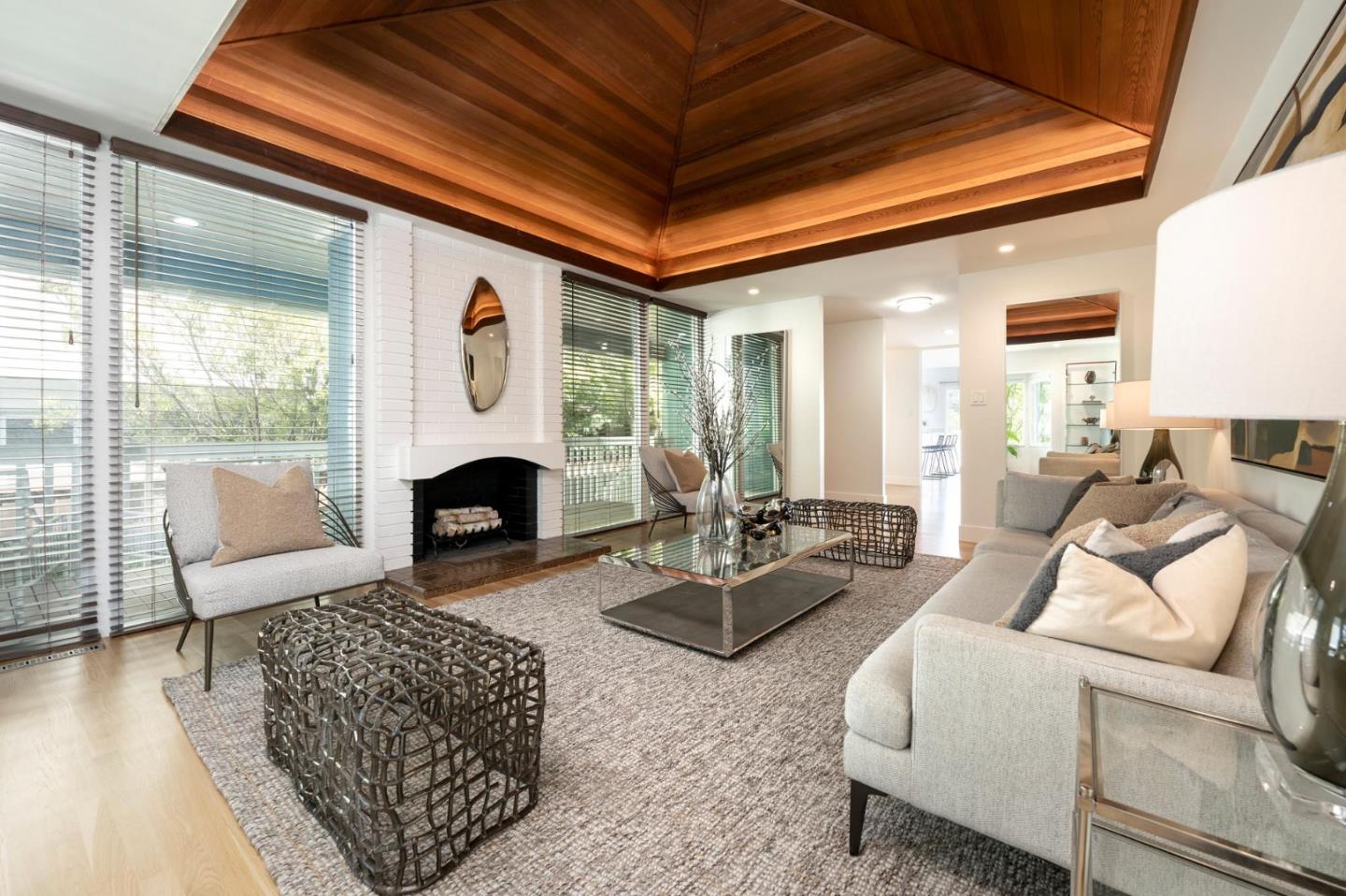 Detail Gallery Image 6 of 49 For 928 Evergreen Way, Millbrae,  CA 94030 - 3 Beds | 2 Baths