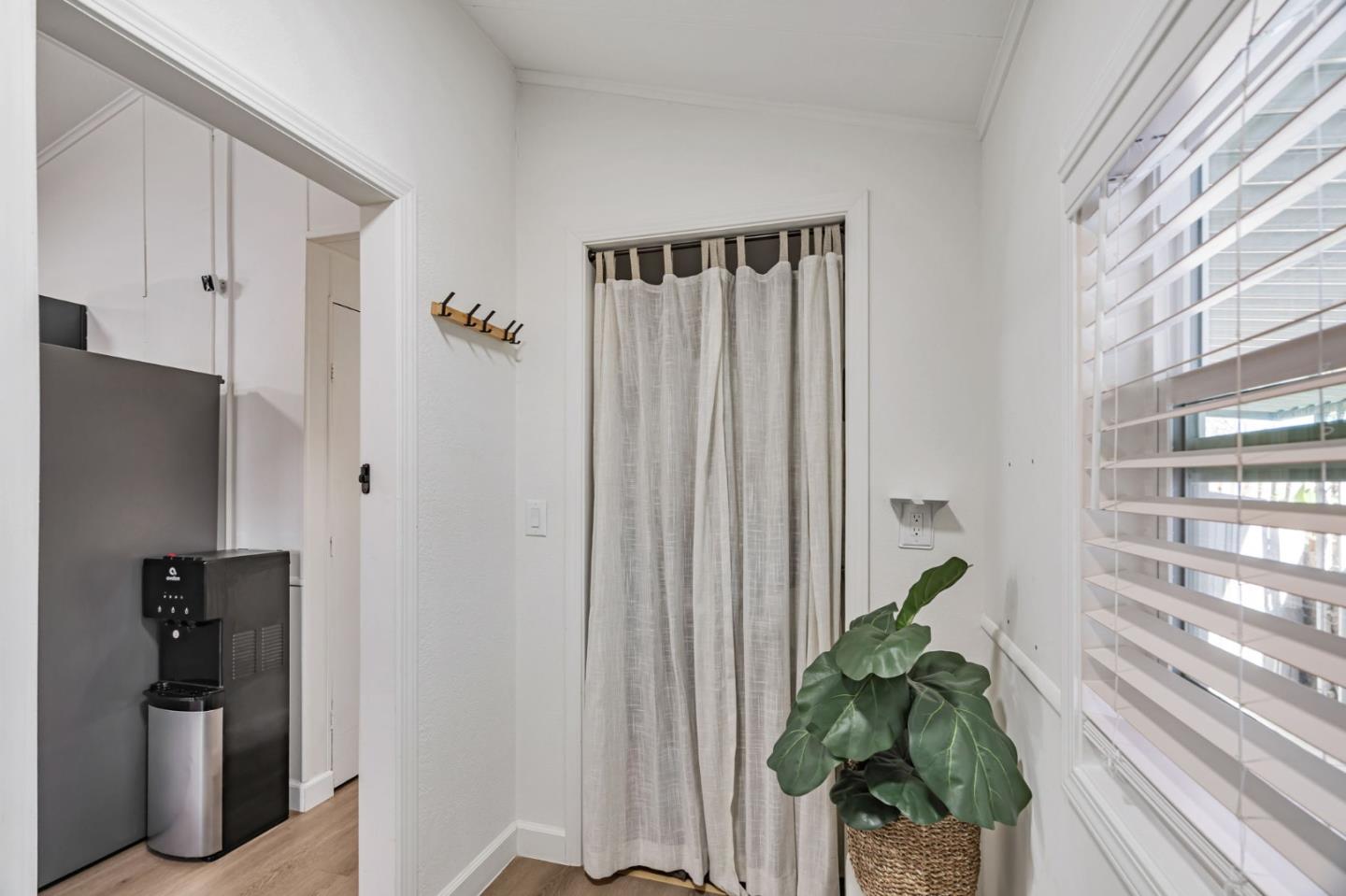 Detail Gallery Image 11 of 33 For 900 Golden Wheel Park Dr #28,  San Jose,  CA 95112 - 2 Beds | 2 Baths