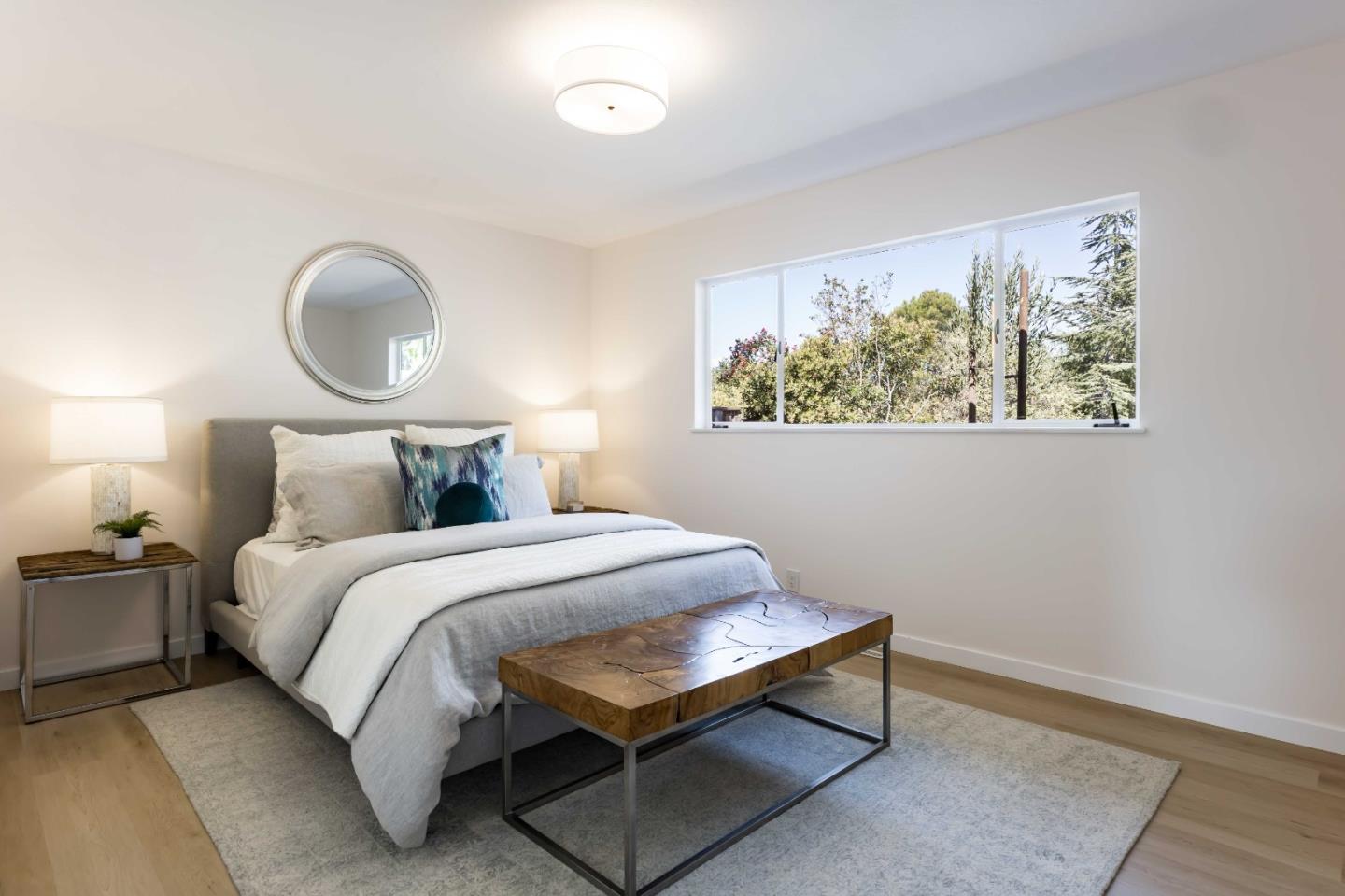 Detail Gallery Image 17 of 28 For 12540 Robleda Rd, Los Altos Hills,  CA 94022 - 3 Beds | 2/1 Baths