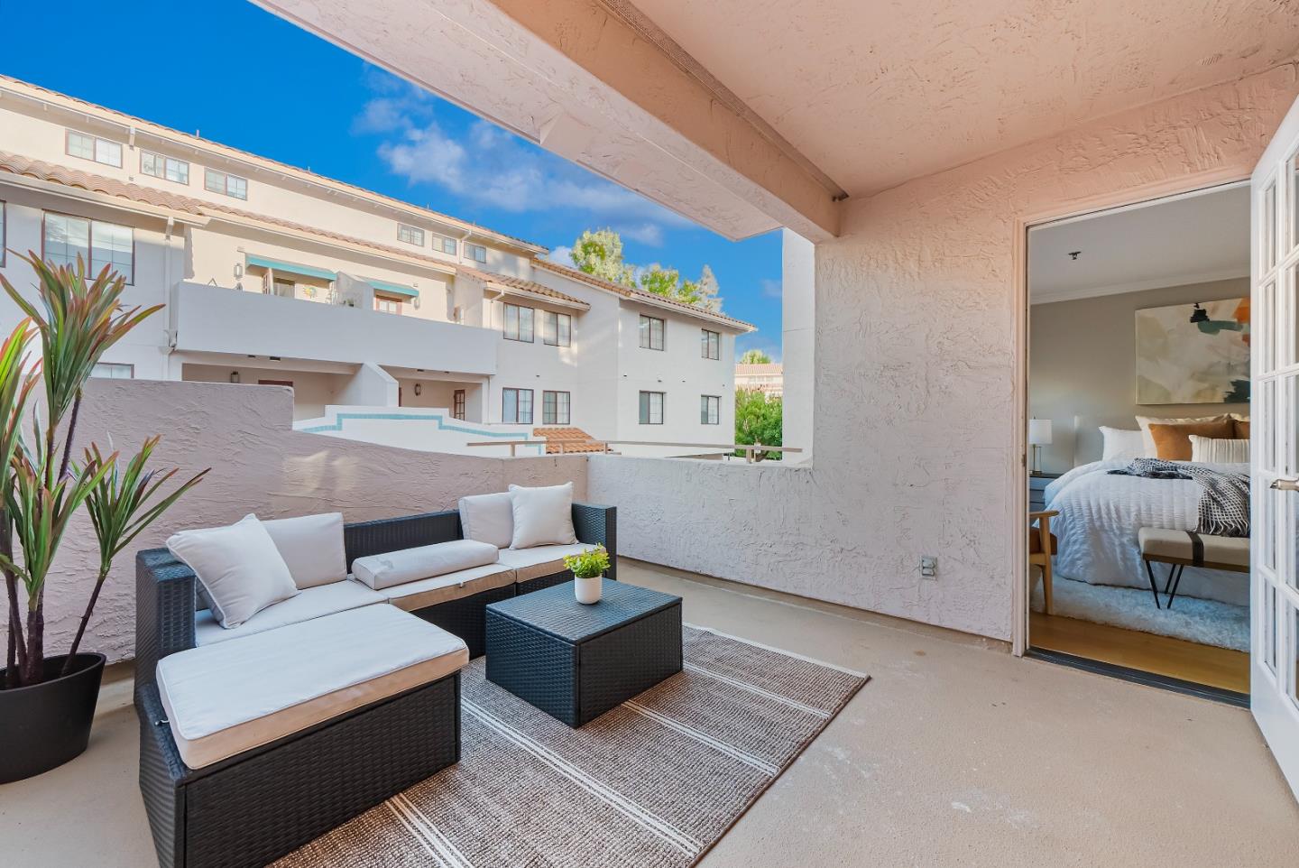 Detail Gallery Image 11 of 23 For 10235 Nile Dr, Cupertino,  CA 95014 - 1 Beds | 1 Baths
