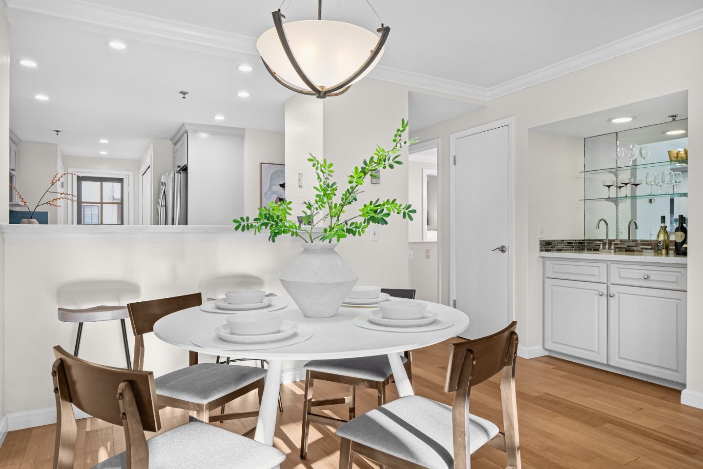Detail Gallery Image 5 of 23 For 10235 Nile Dr, Cupertino,  CA 95014 - 1 Beds | 1 Baths