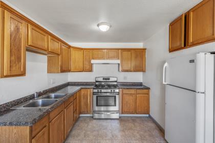 Detail Gallery Image 4 of 25 For 1699 Highland St, Seaside,  CA 93955 - 3 Beds | 1/1 Baths