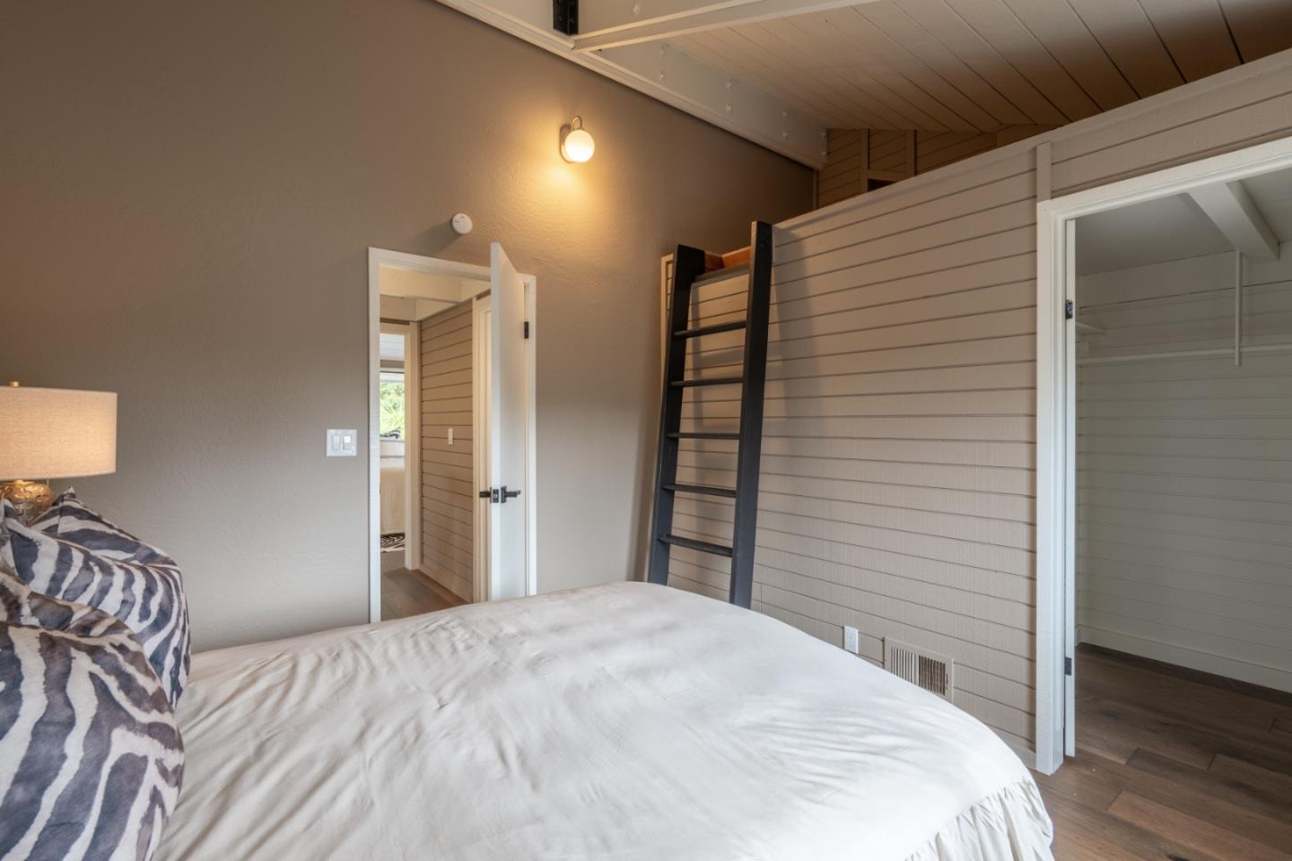 Detail Gallery Image 22 of 40 For 27180 Los Arboles Dr, Carmel,  CA 93923 - 3 Beds | 2 Baths