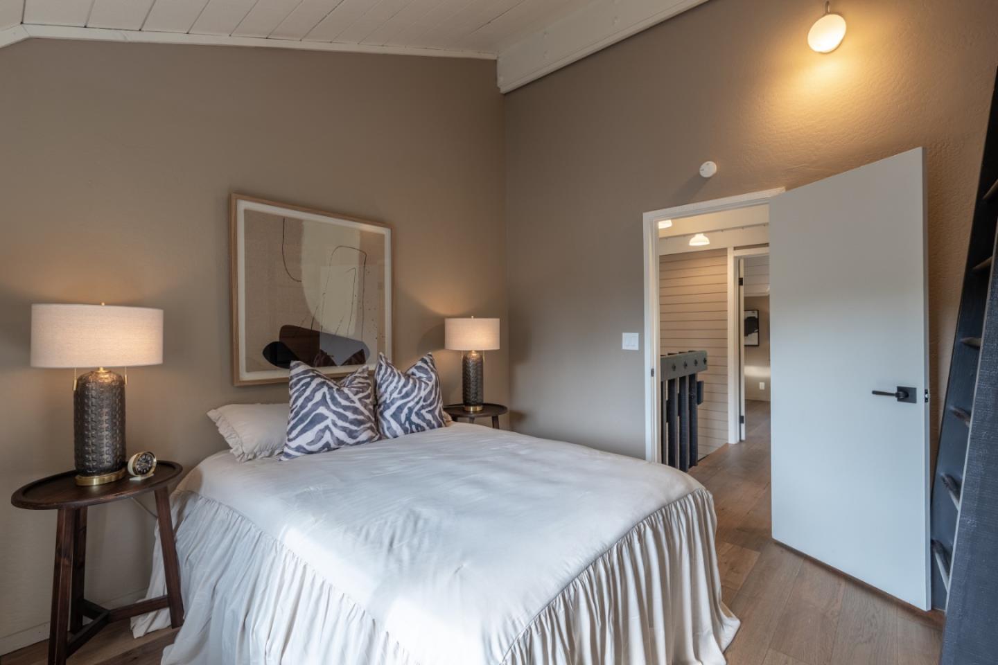 Detail Gallery Image 23 of 40 For 27180 Los Arboles Dr, Carmel,  CA 93923 - 3 Beds | 2 Baths