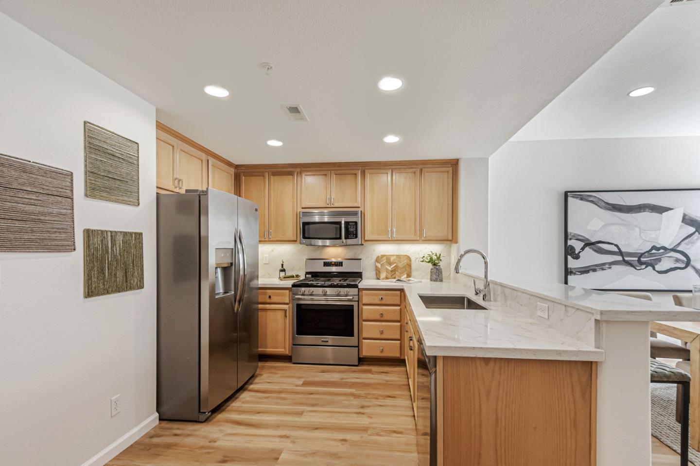 Detail Gallery Image 15 of 43 For 342 Olive Hill Dr, San Jose,  CA 95125 - 2 Beds | 2 Baths