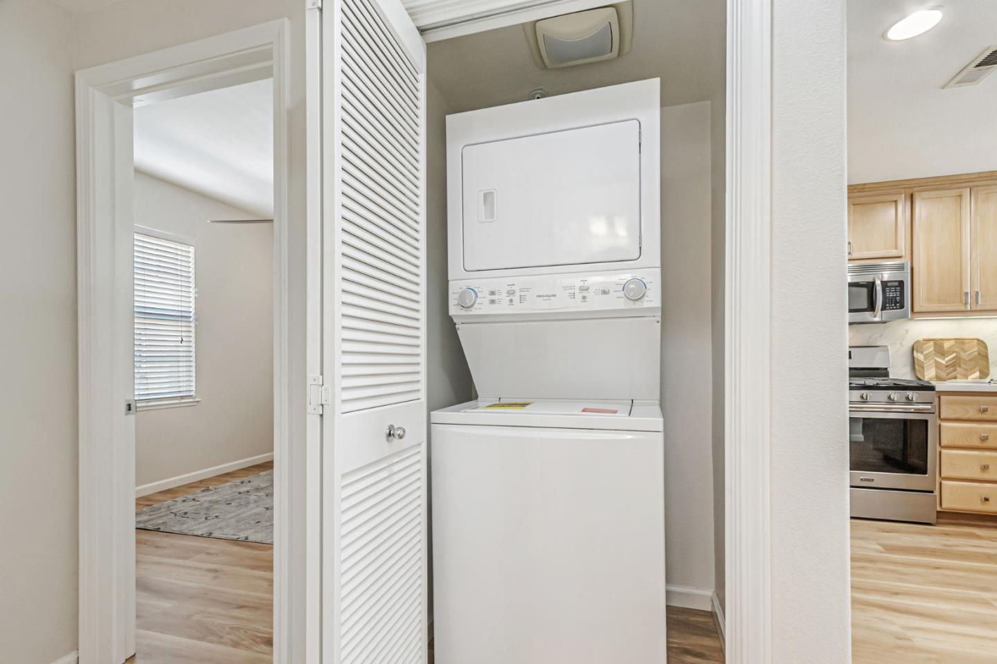 Detail Gallery Image 34 of 43 For 342 Olive Hill Dr, San Jose,  CA 95125 - 2 Beds | 2 Baths