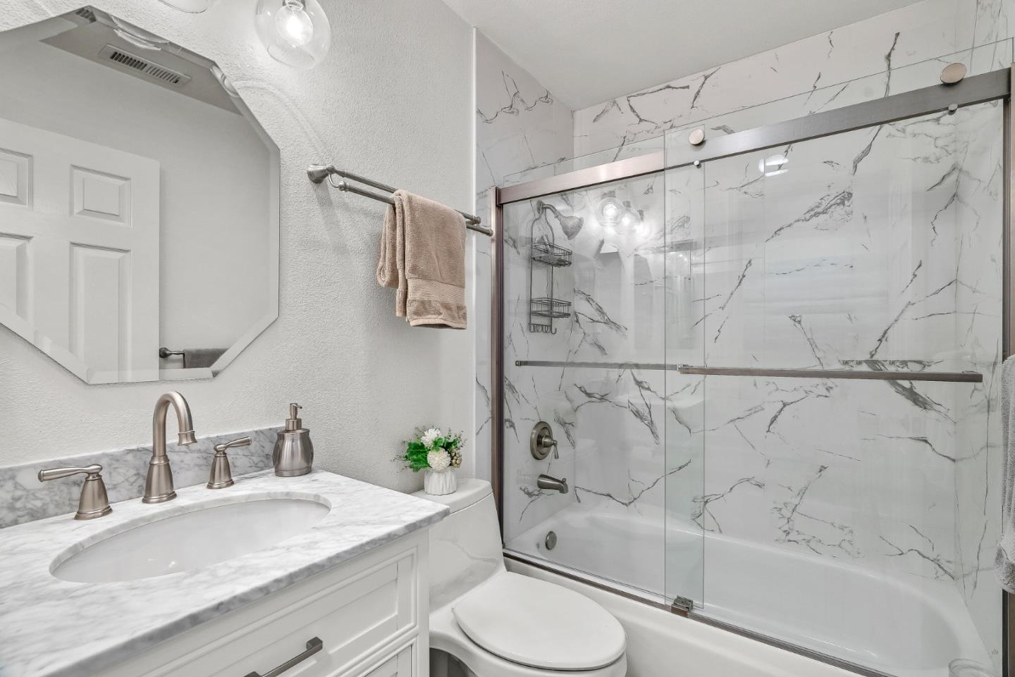 Detail Gallery Image 21 of 41 For 308 Sidesaddle Cir, Scotts Valley,  CA 95066 - 3 Beds | 2/1 Baths