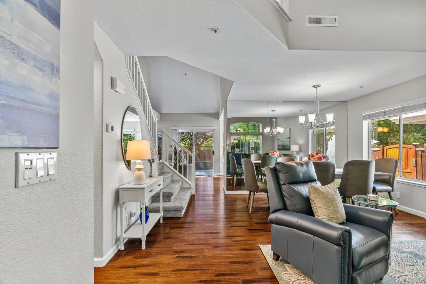 Detail Gallery Image 5 of 41 For 308 Sidesaddle Cir, Scotts Valley,  CA 95066 - 3 Beds | 2/1 Baths
