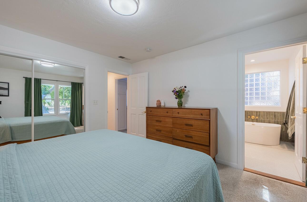 Detail Gallery Image 18 of 30 For 22585 Toreador Dr, Salinas,  CA 93908 - 3 Beds | 2 Baths