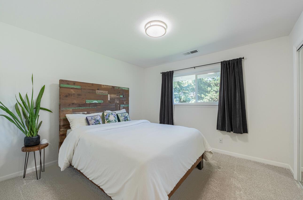 Detail Gallery Image 22 of 30 For 22585 Toreador Dr, Salinas,  CA 93908 - 3 Beds | 2 Baths