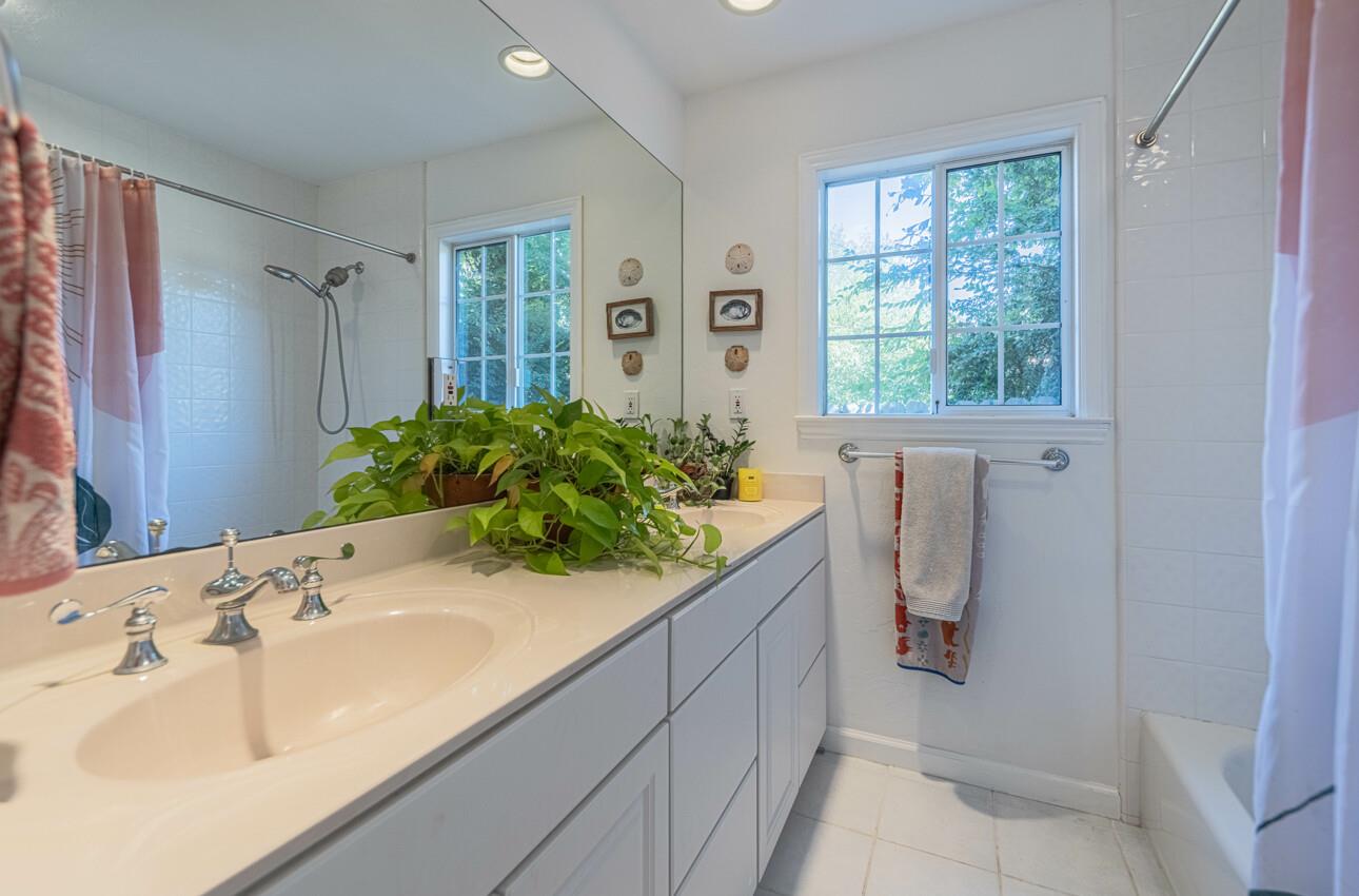 Detail Gallery Image 26 of 30 For 22585 Toreador Dr, Salinas,  CA 93908 - 3 Beds | 2 Baths