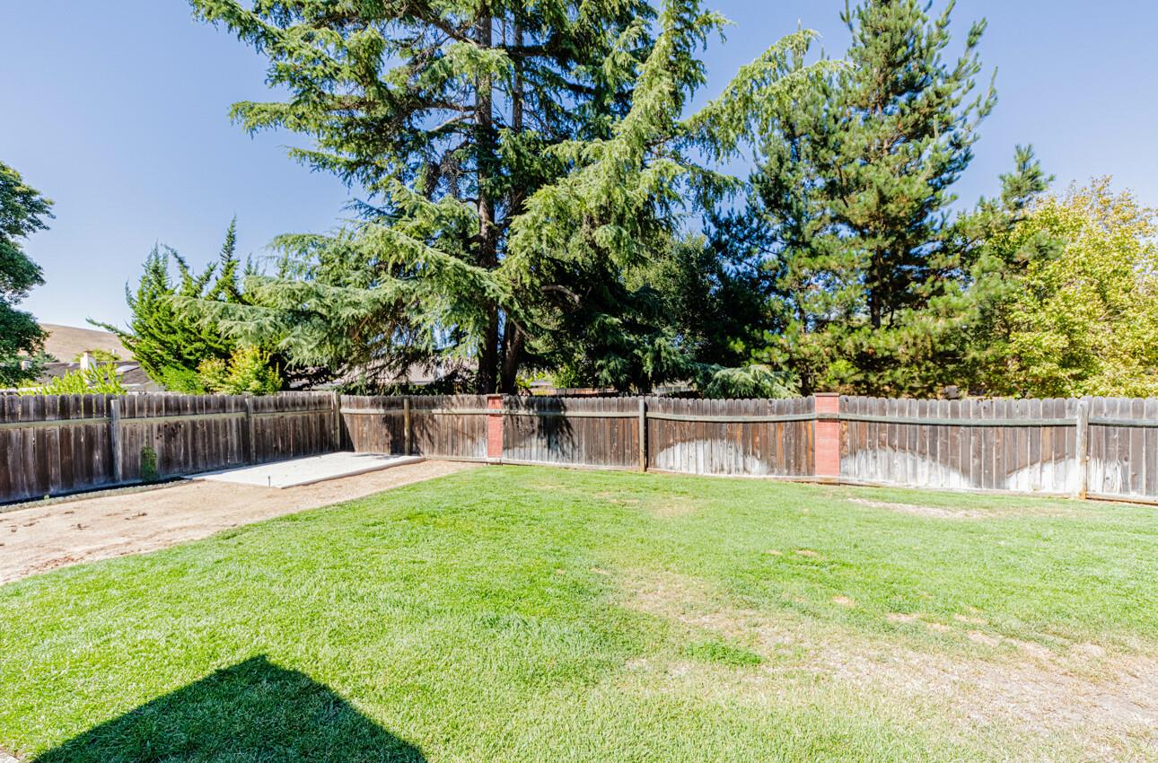 Detail Gallery Image 29 of 30 For 22585 Toreador Dr, Salinas,  CA 93908 - 3 Beds | 2 Baths