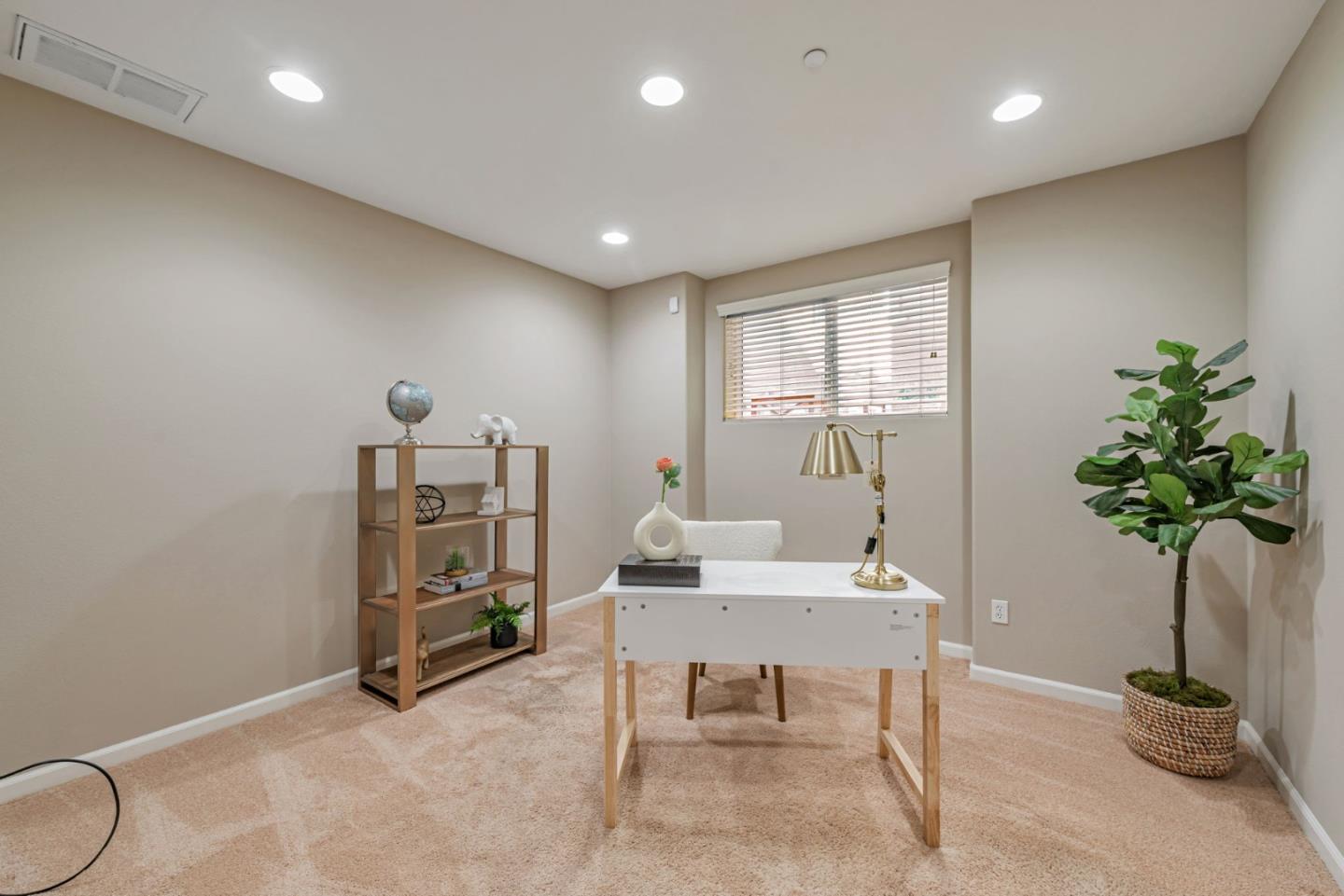 Detail Gallery Image 18 of 40 For 514 Bristle Grass Ter, Fremont,  CA 94539 - 3 Beds | 2/1 Baths