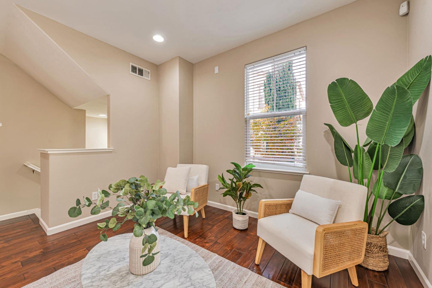 Detail Gallery Image 6 of 40 For 514 Bristle Grass Ter, Fremont,  CA 94539 - 3 Beds | 2/1 Baths