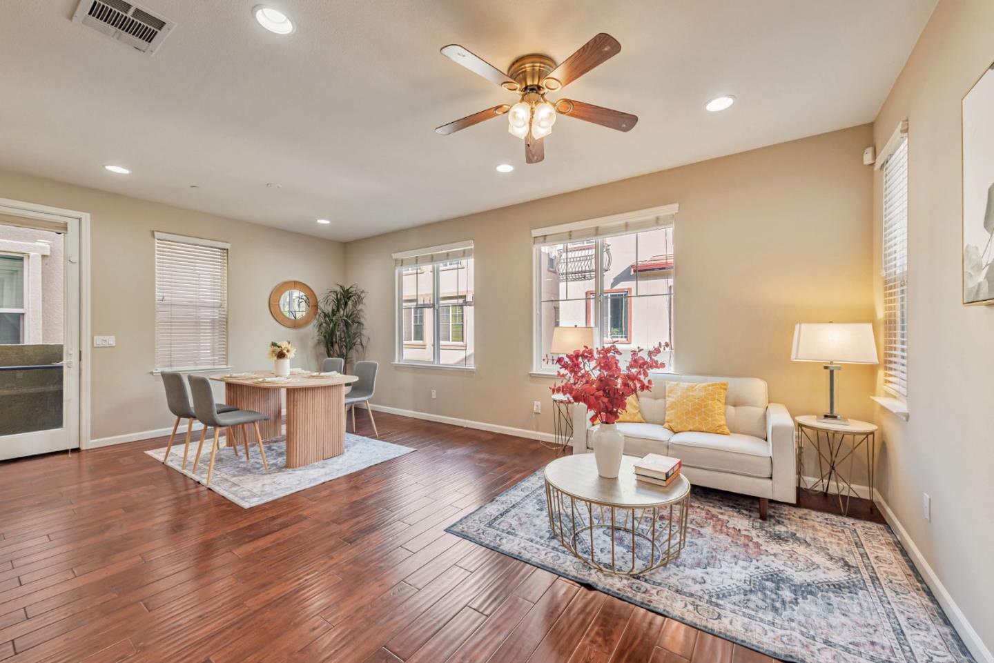 Detail Gallery Image 9 of 40 For 514 Bristle Grass Ter, Fremont,  CA 94539 - 3 Beds | 2/1 Baths